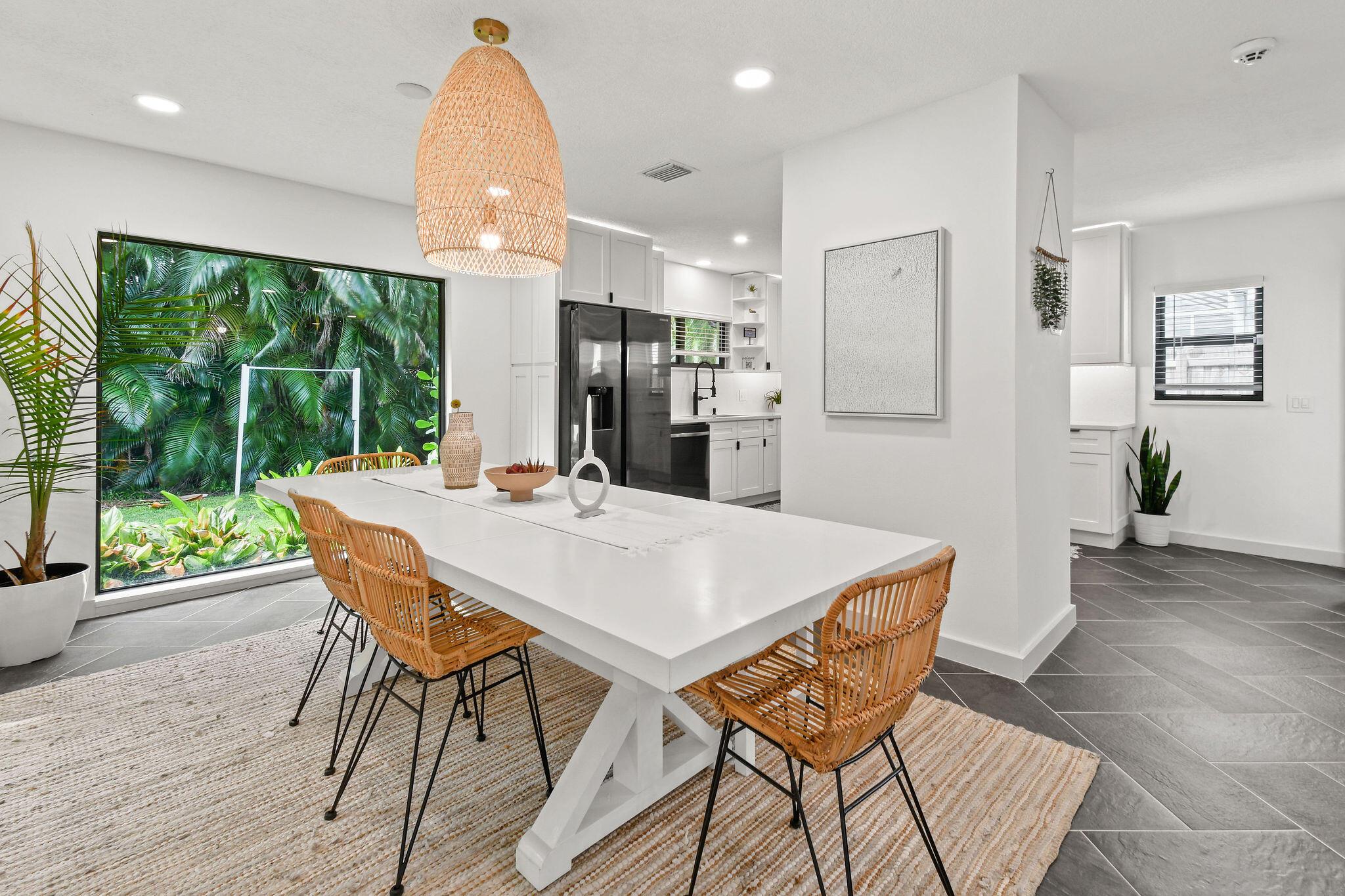 YACHTMANS COVE - Residential Lease