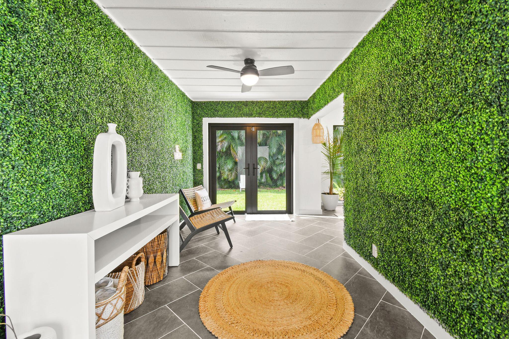 YACHTMANS COVE - Residential Lease