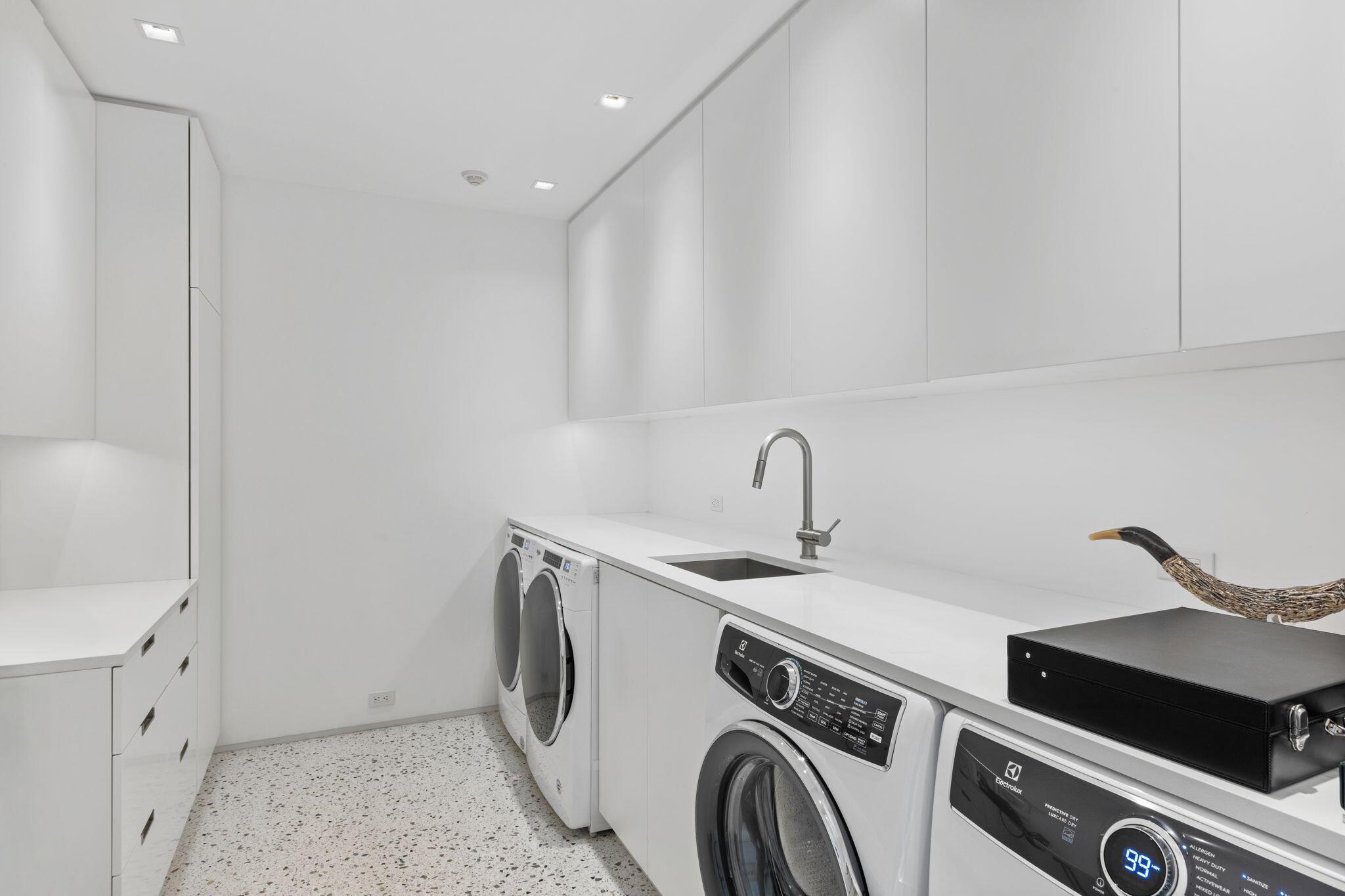 Dodge Estates IN - Residential