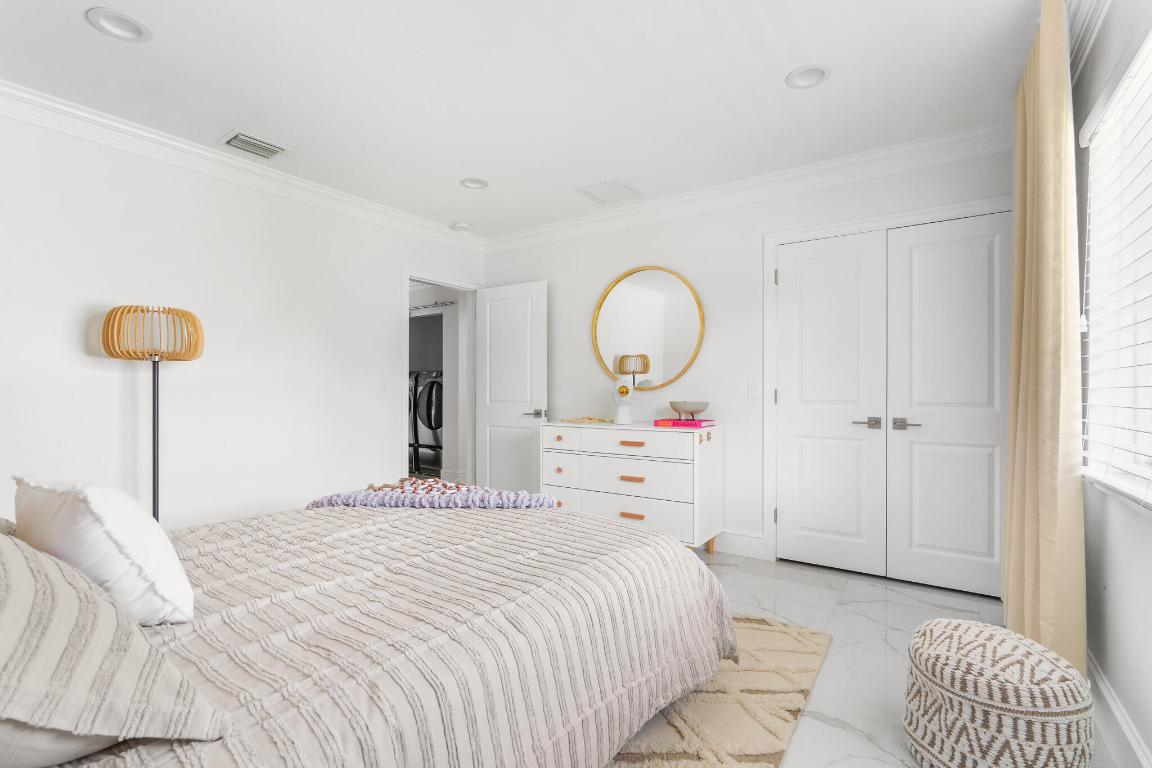 S/D OF 12-45-42, SE 1/4 IN - Residential