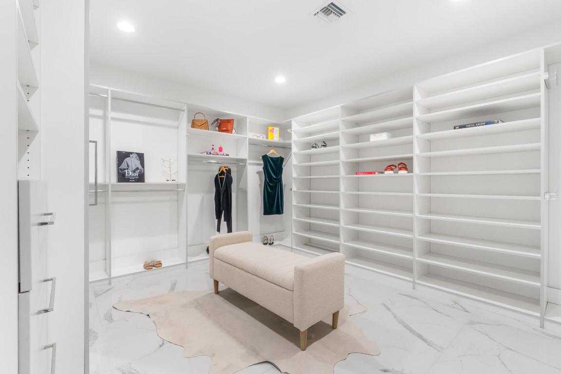 S/D OF 12-45-42, SE 1/4 IN - Residential