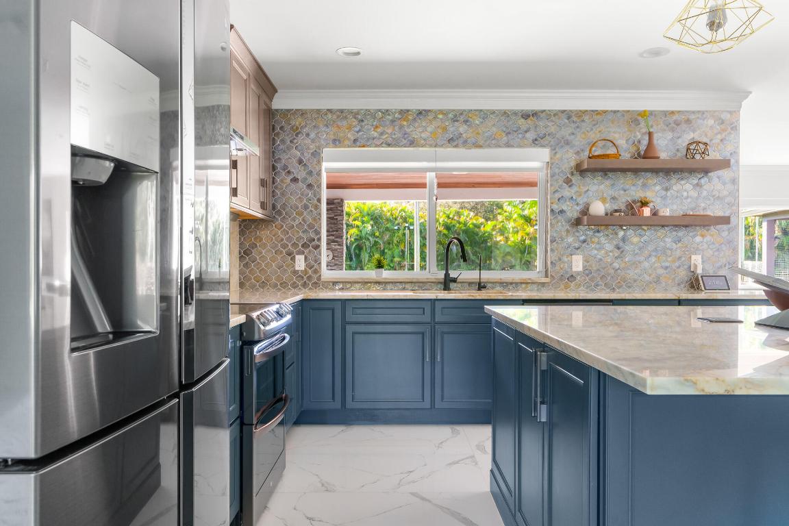 S/D OF 12-45-42, SE 1/4 IN - Residential