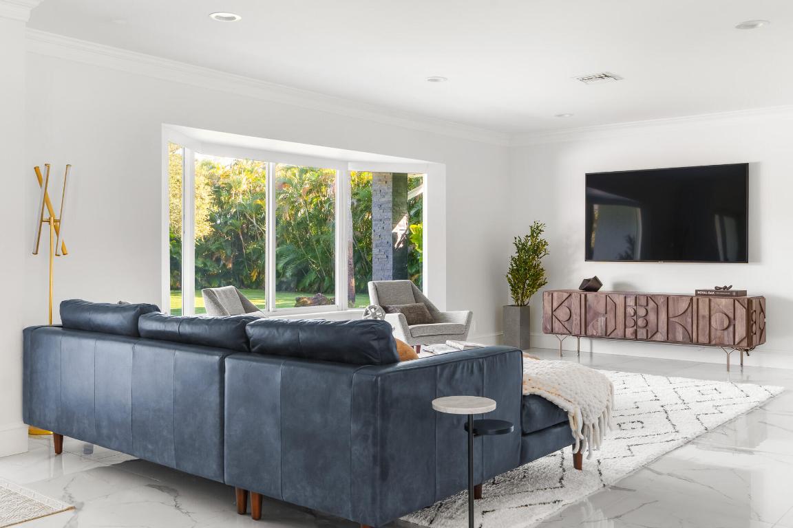 S/D OF 12-45-42, SE 1/4 IN - Residential