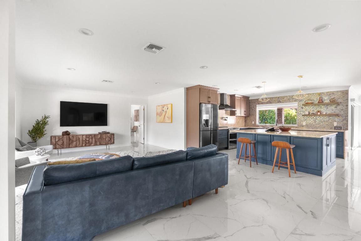 S/D OF 12-45-42, SE 1/4 IN - Residential