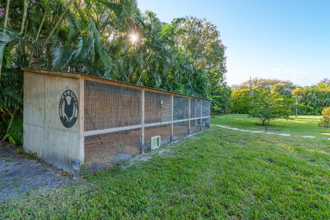 S/D OF 12-45-42, SE 1/4 IN - Residential