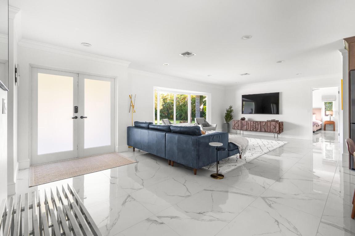 S/D OF 12-45-42, SE 1/4 IN - Residential