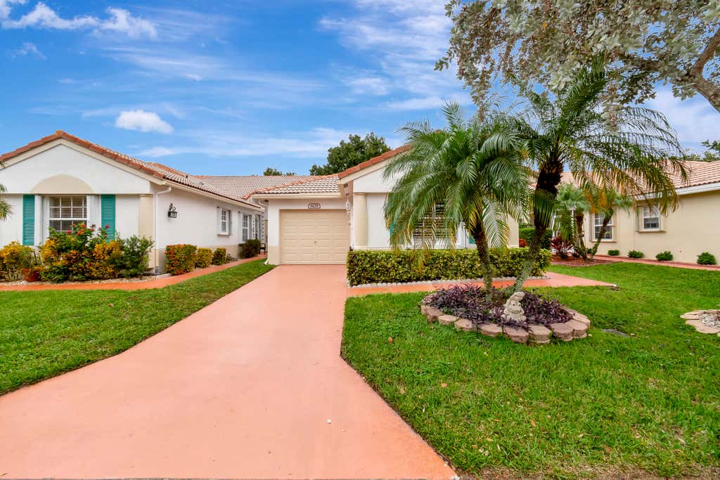 Photo of 6129 Heliconia Road, Delray Beach, FL 33484 (MLS # R11024402)