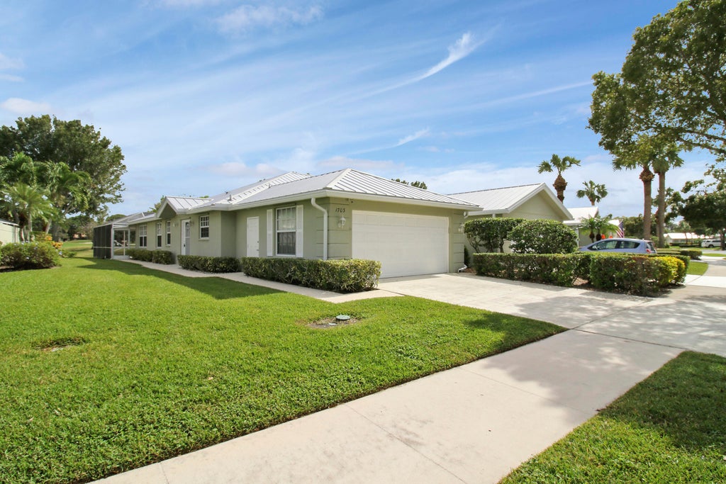 Photo of 1703 SW Springfield Court, Palm City, FL 34990 (MLS # R11033719)