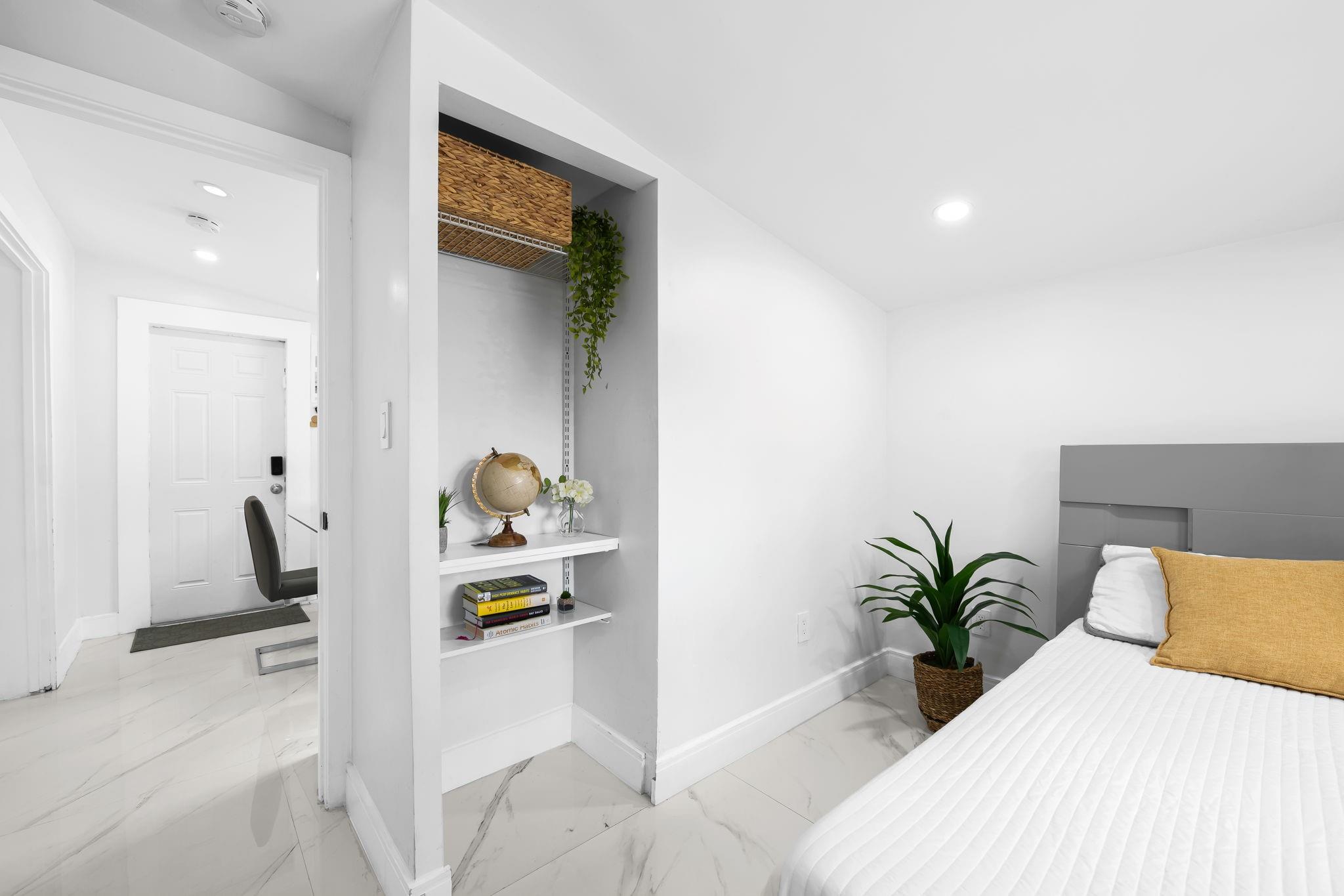 BEACHWAY ESTATES - Residential Lease