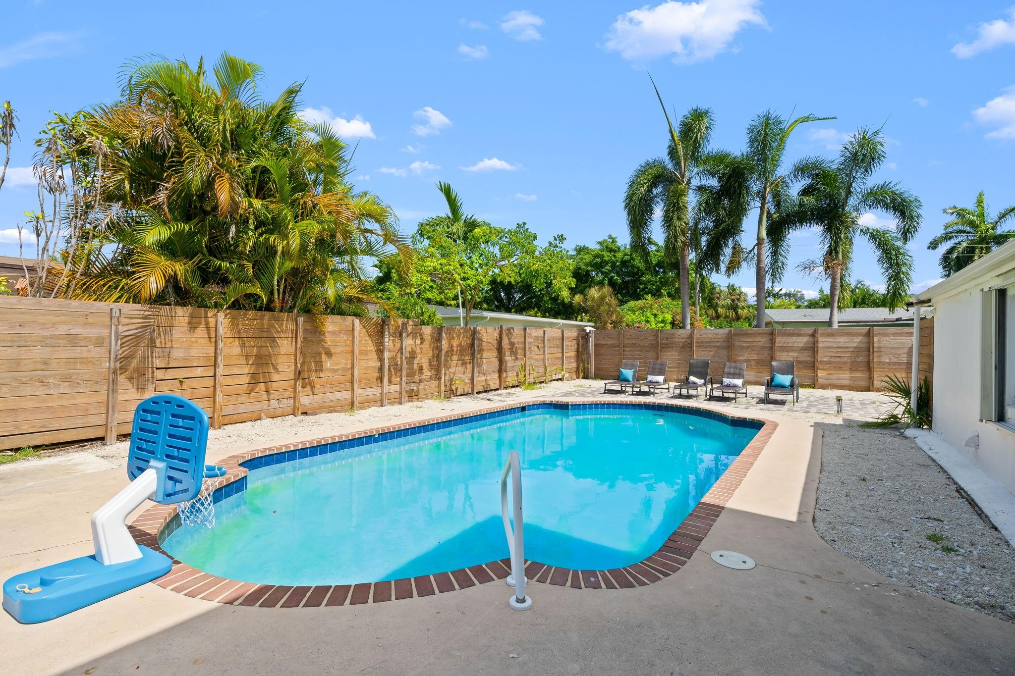 BEACHWAY ESTATES - Residential Lease