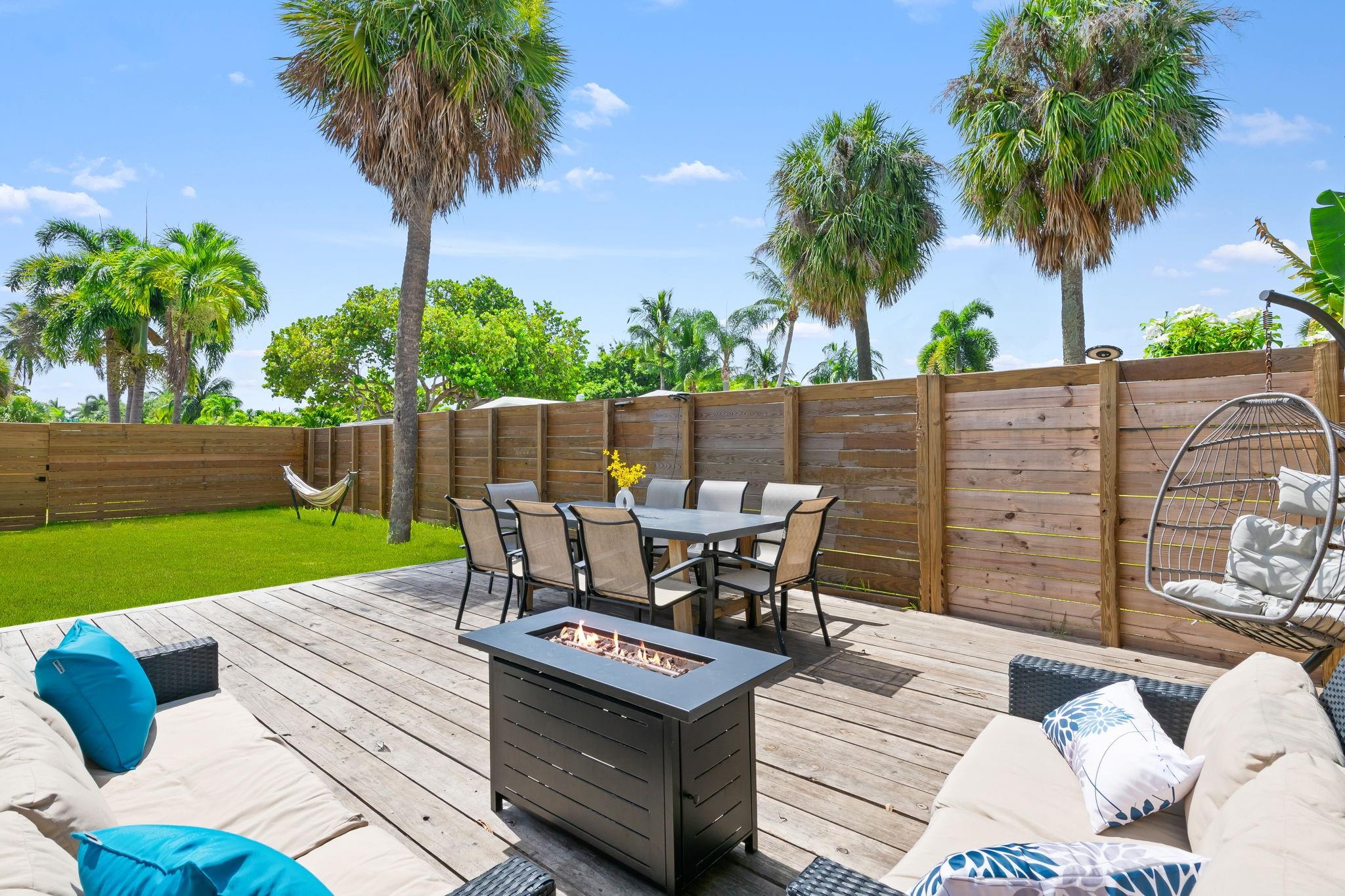 BEACHWAY ESTATES - Residential Lease