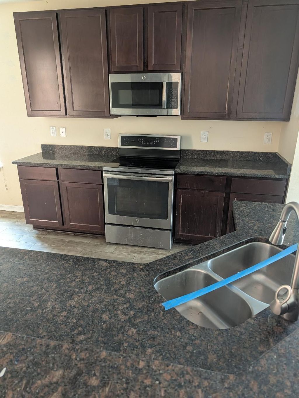 Photo of 313 NE Glentry Avenue, Port Saint Lucie, FL 34983 (MLS # F10536069)