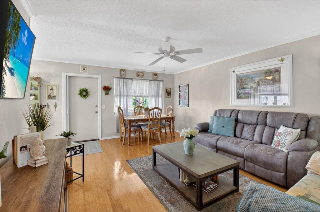 Photo of 480 Horizons W #212, Boynton Beach, FL 33435 (MLS # R11145793)