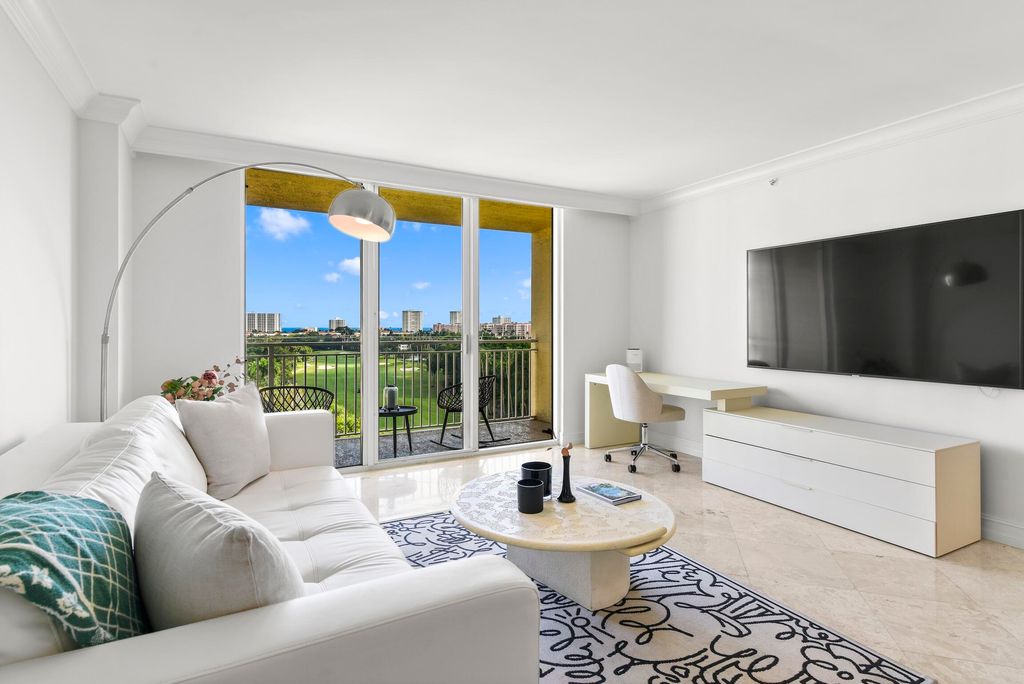 Photo of 99 SE Mizner Boulevard #813, Boca Raton, FL 33432 (MLS # R11165887)