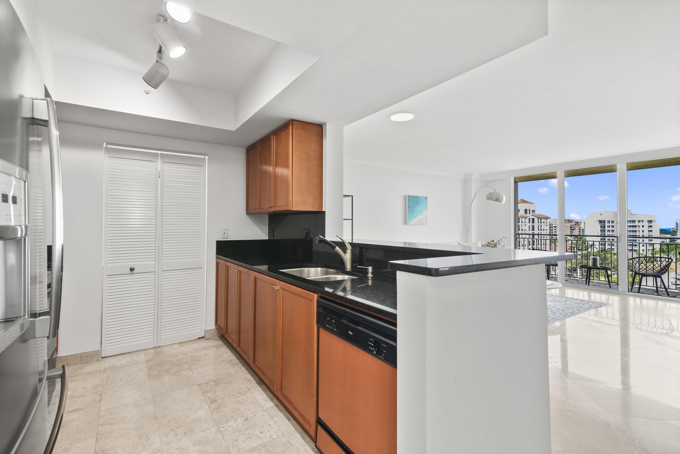 PALMETTO PLACE CONDO - Residential