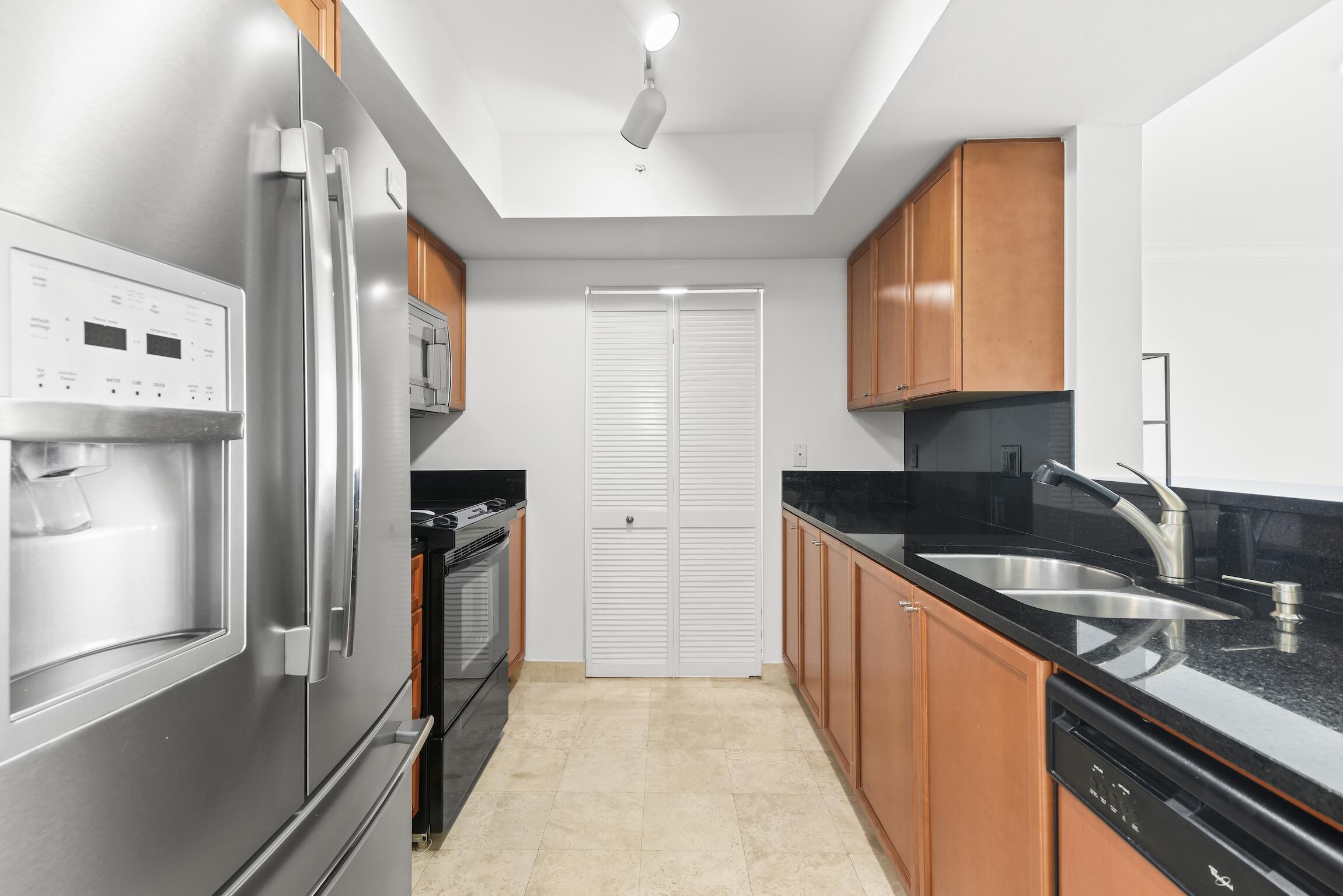 PALMETTO PLACE CONDO - Residential