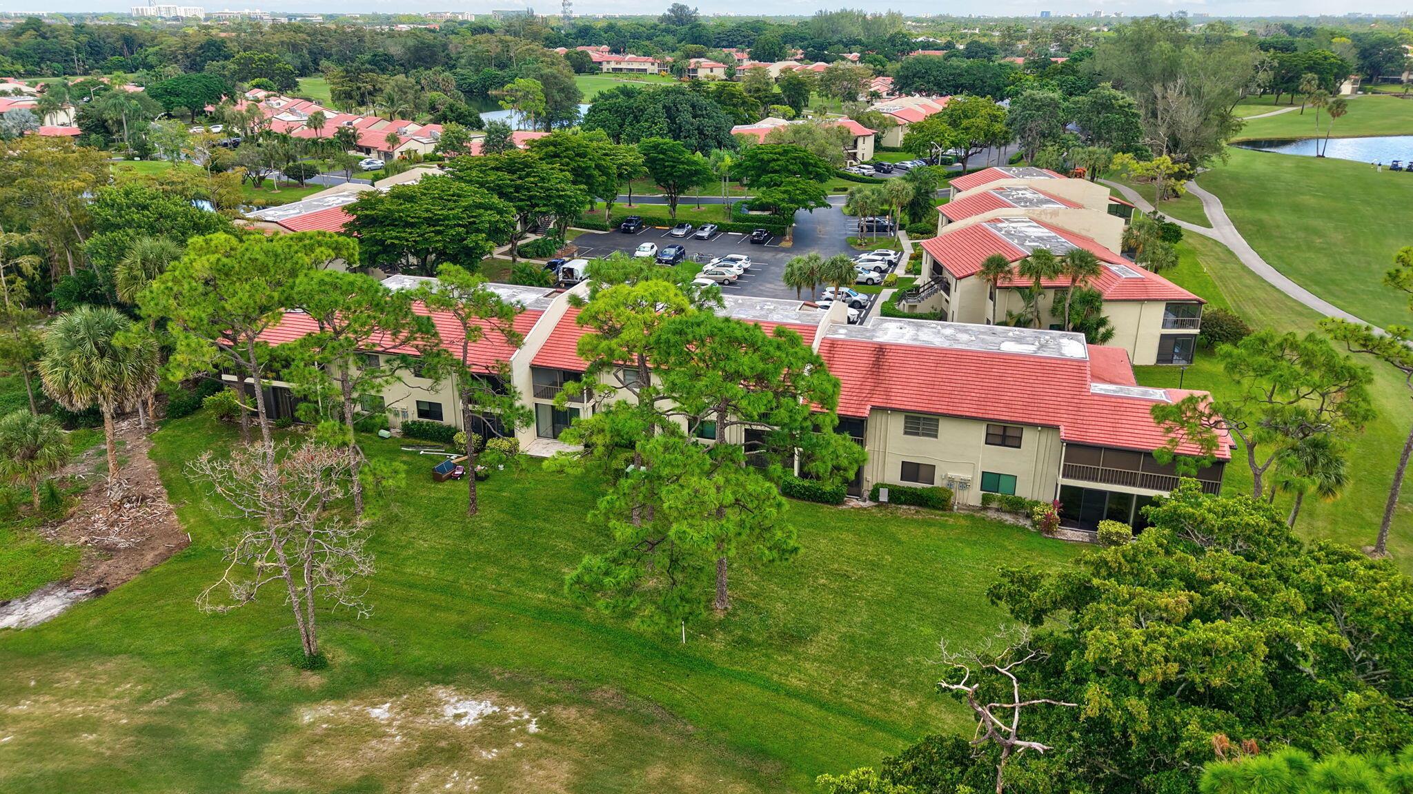 FAIRWAYS OF BOCA LAGO CON - Residential