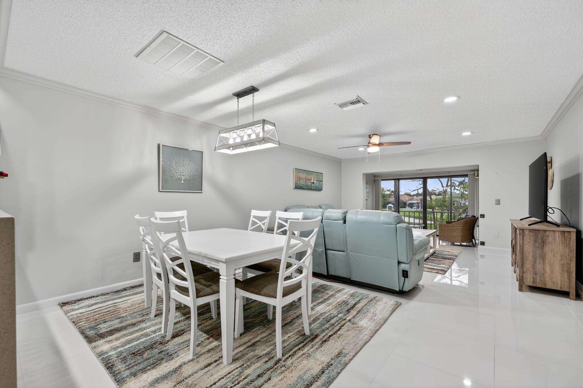 FAIRWAYS OF BOCA LAGO CON - Residential