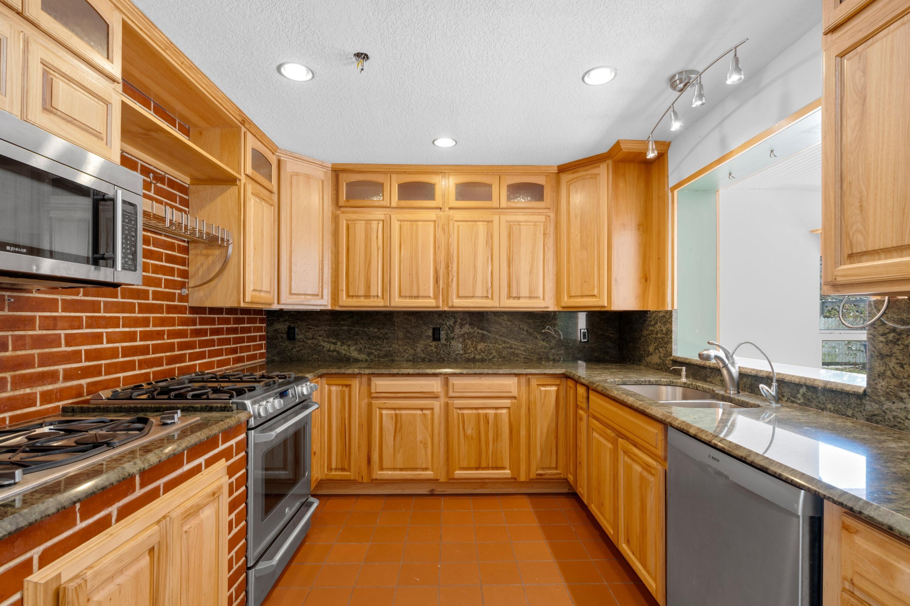 Gun Club Estates - Residential