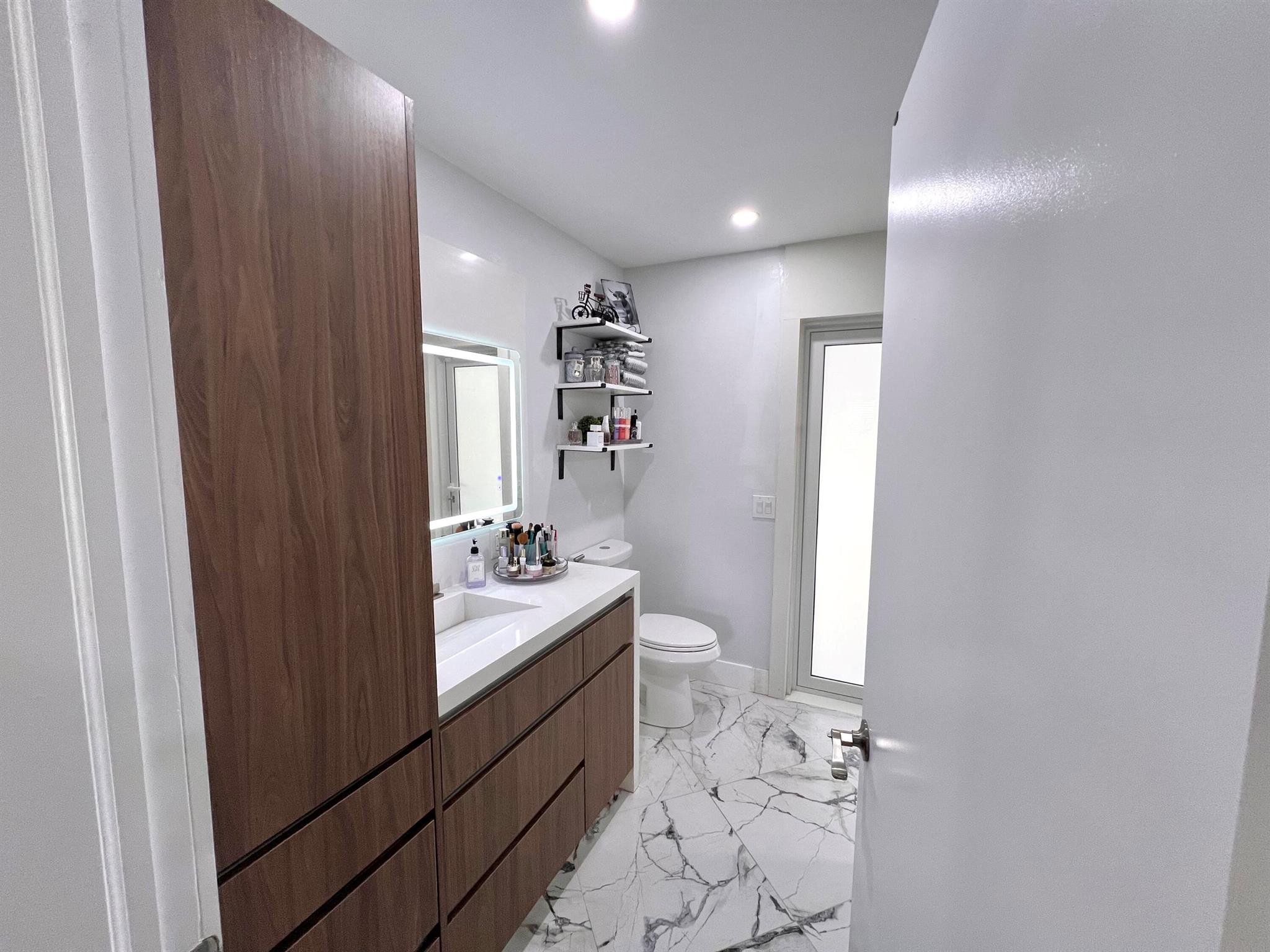 RIVERGLEN EAST - Residential