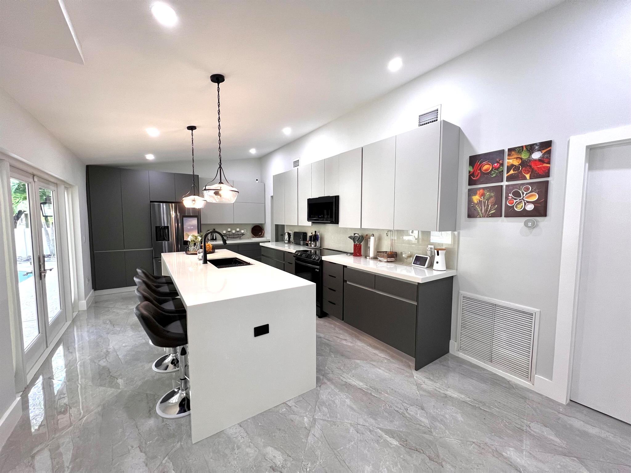 RIVERGLEN EAST - Residential