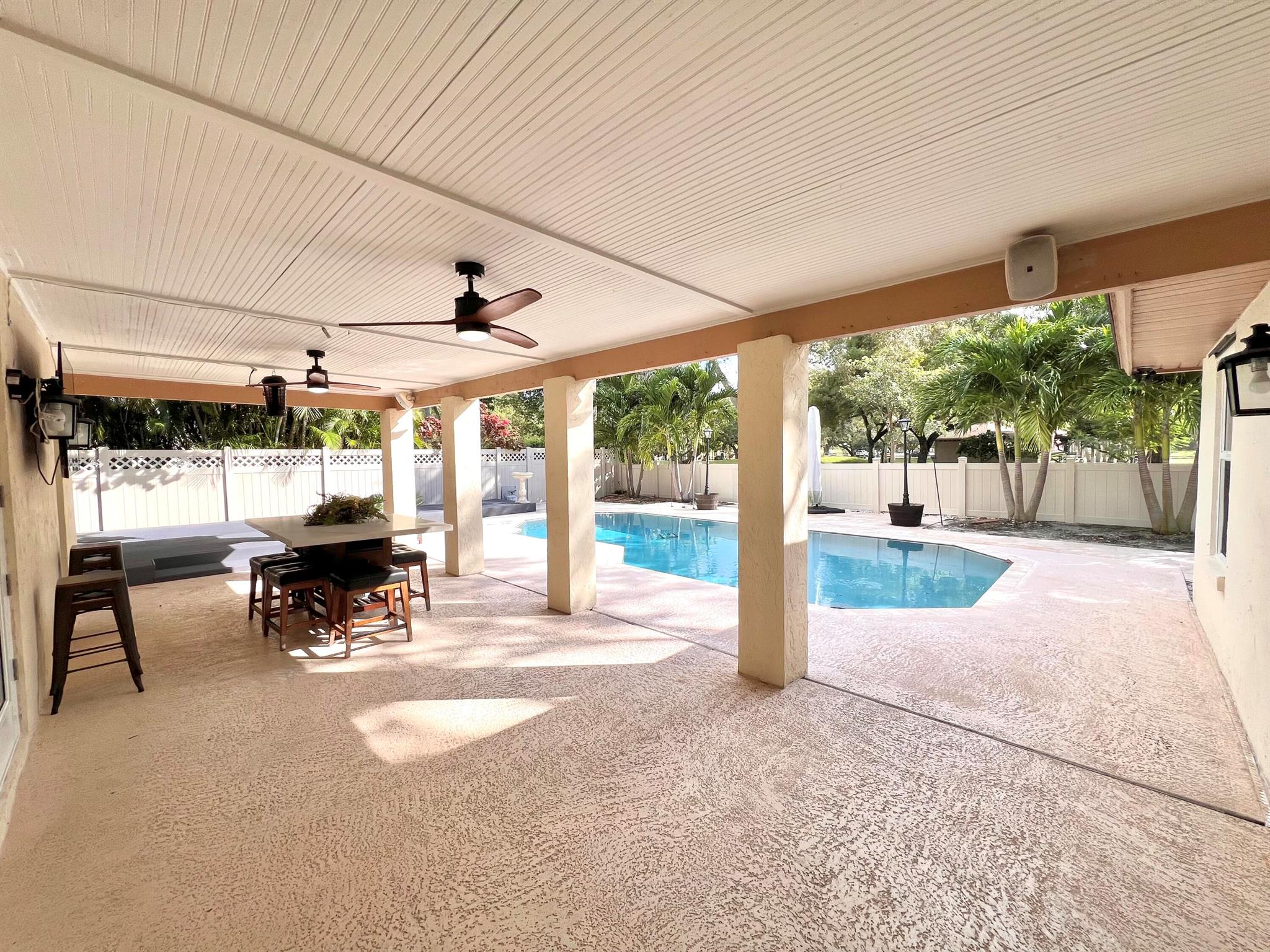 RIVERGLEN EAST - Residential