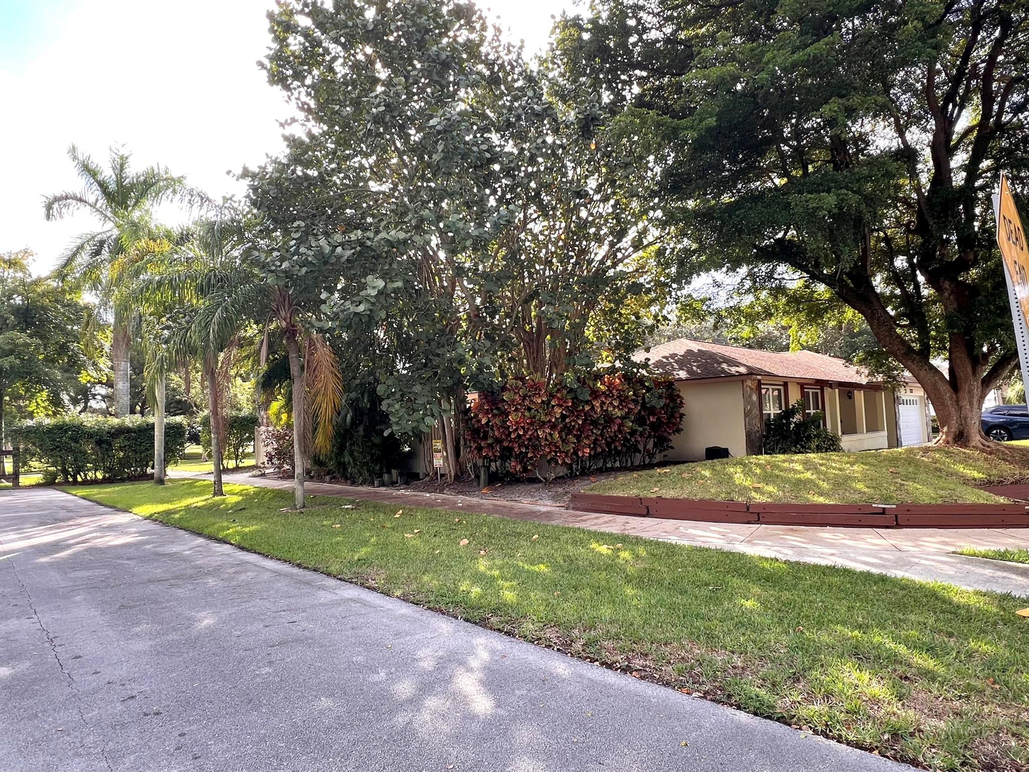 RIVERGLEN EAST - Residential