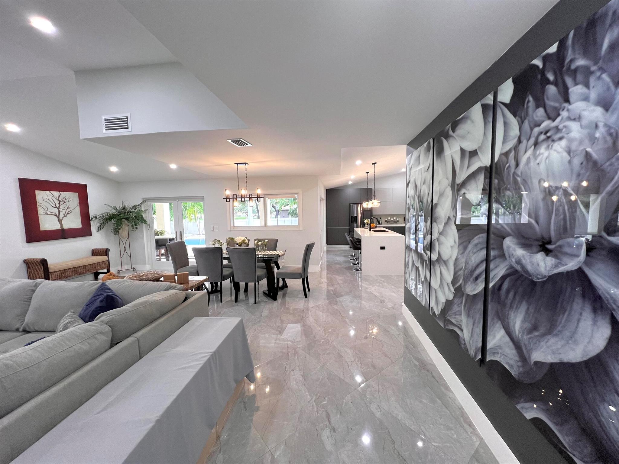 RIVERGLEN EAST - Residential