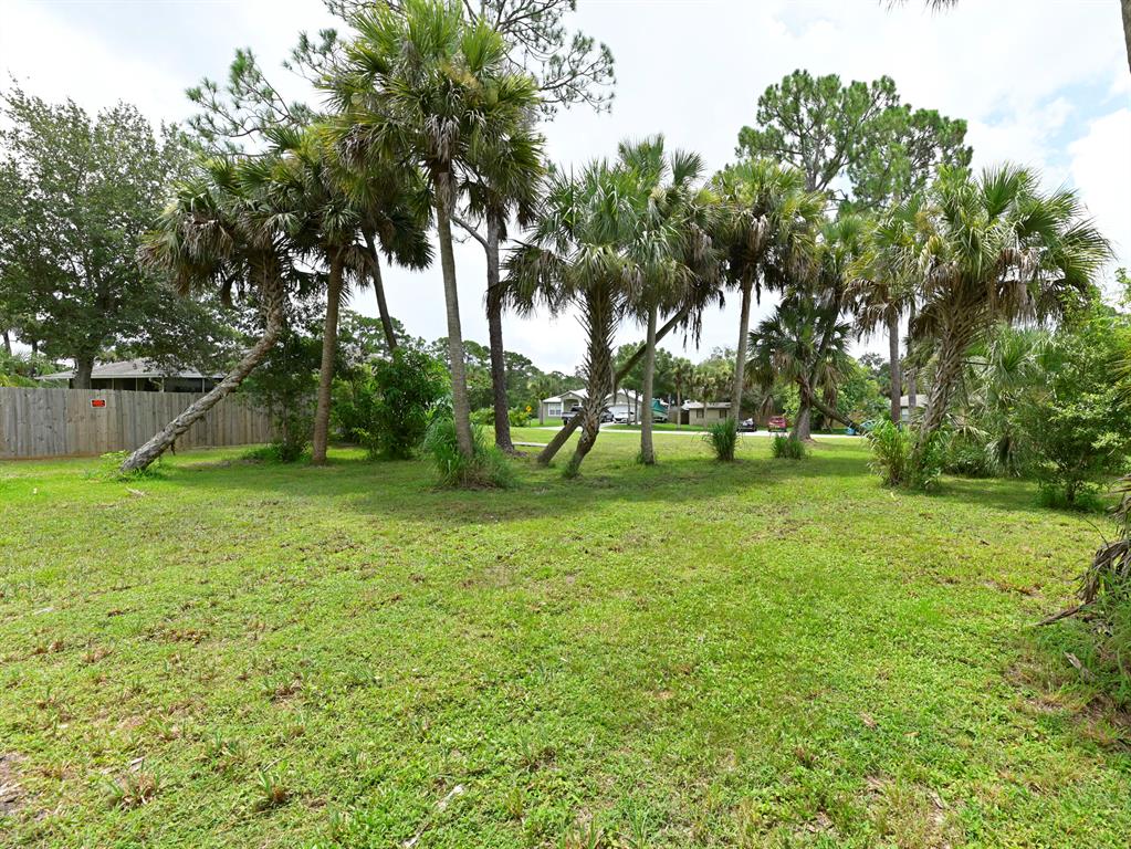 Cleared vacant lot in the upcoming community of Lakewood Park with land values increasing. Located between Vero Beach and Fort Pierce. Build your new construction home here!