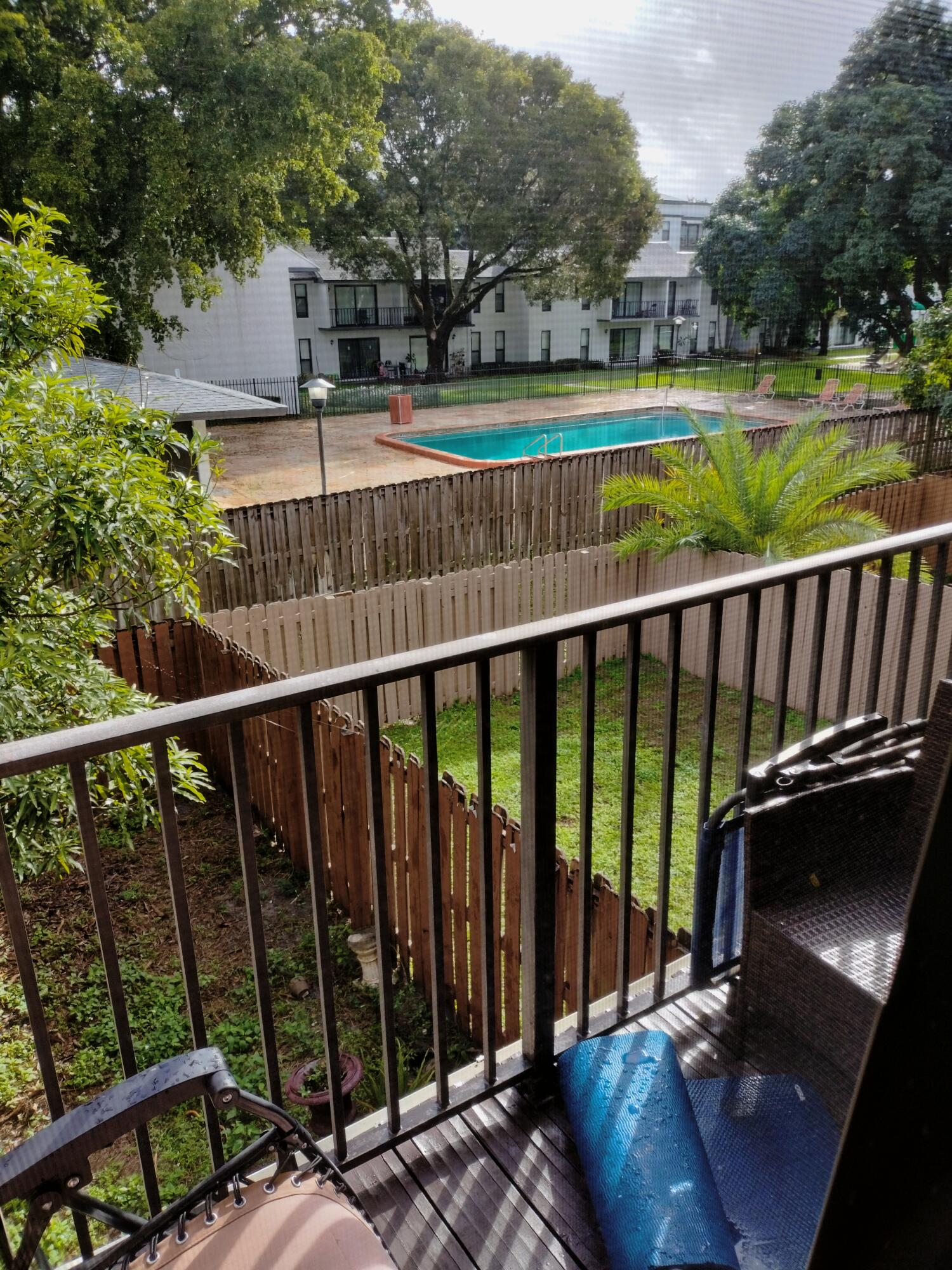 COLONIAL LAKES VILLAS - Residential