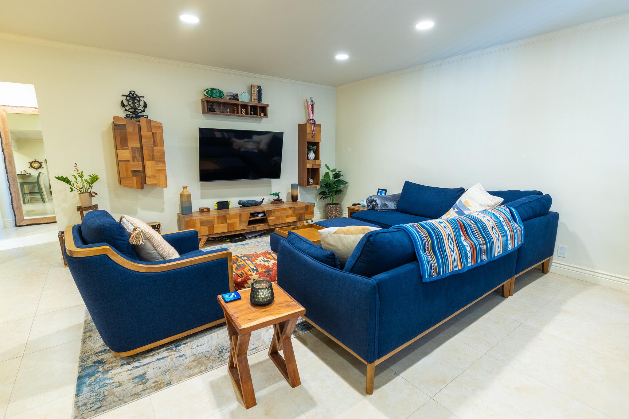 3215 NE 15TH Street 203