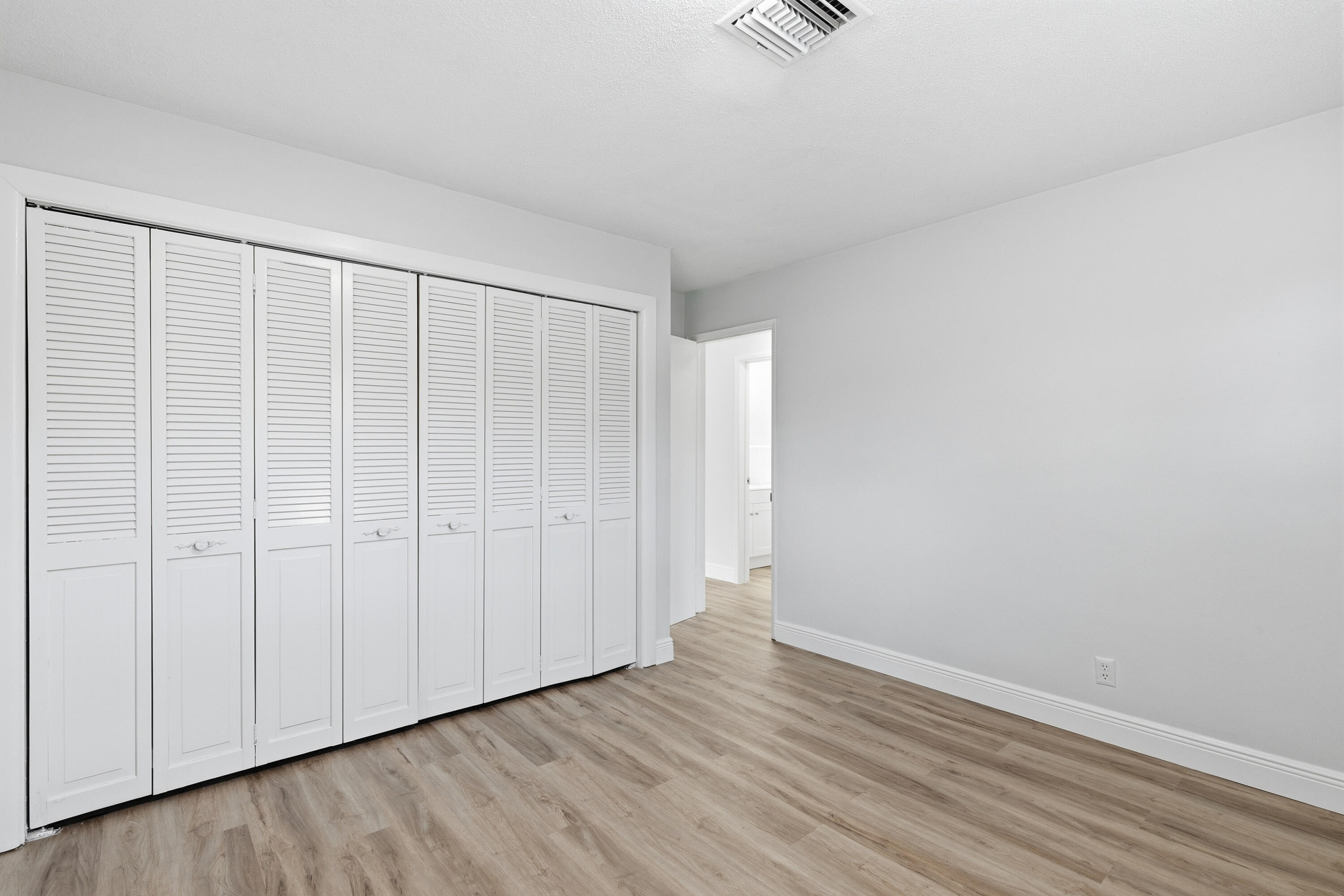 LLOYD ESTATES ADD CORR PLAT - Residential