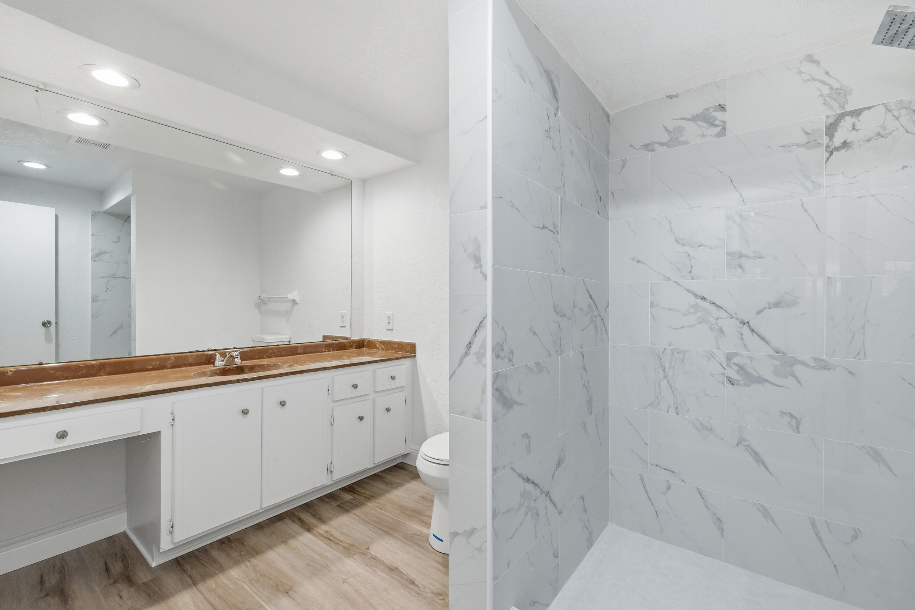 LLOYD ESTATES ADD CORR PLAT - Residential