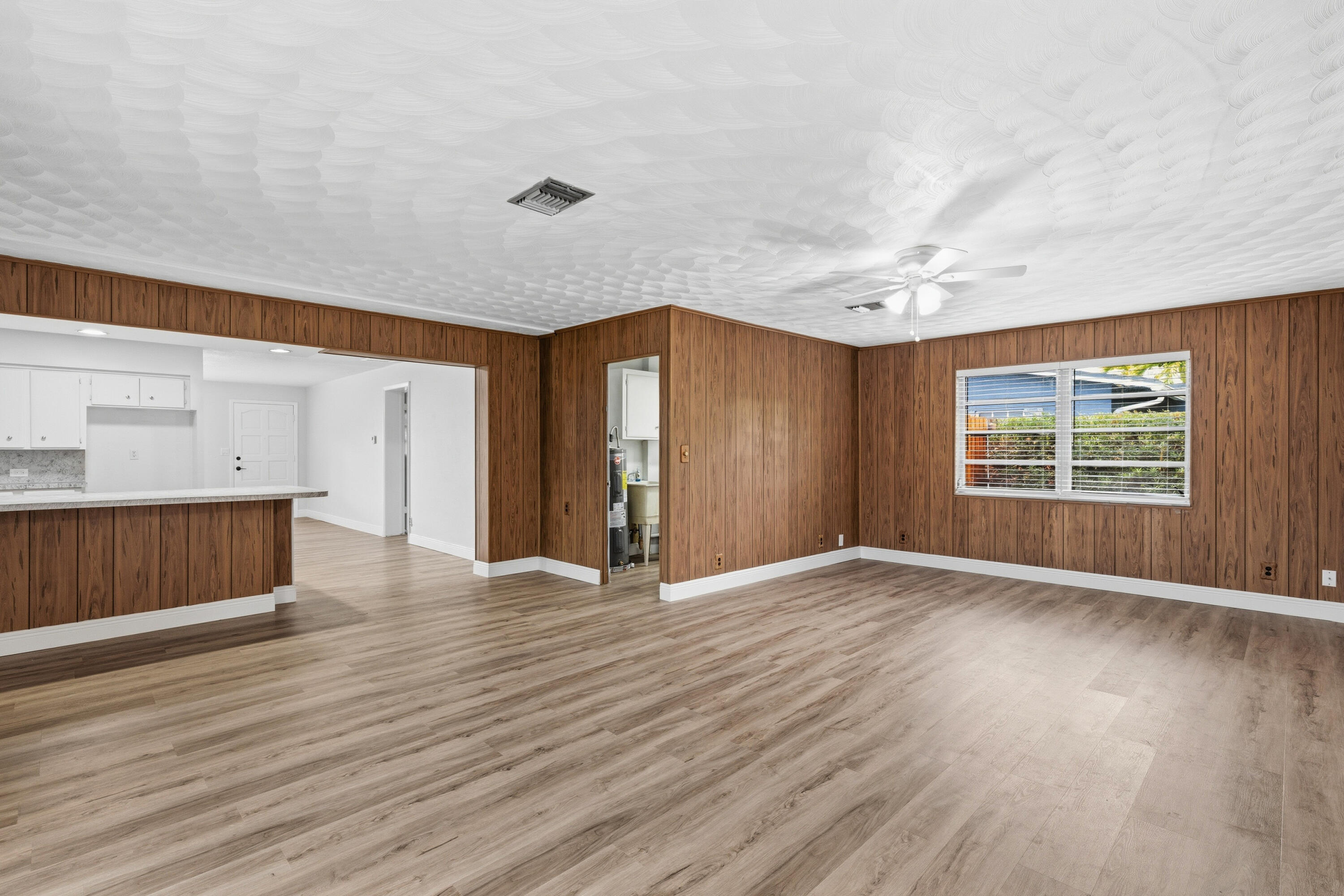 LLOYD ESTATES ADD CORR PLAT - Residential