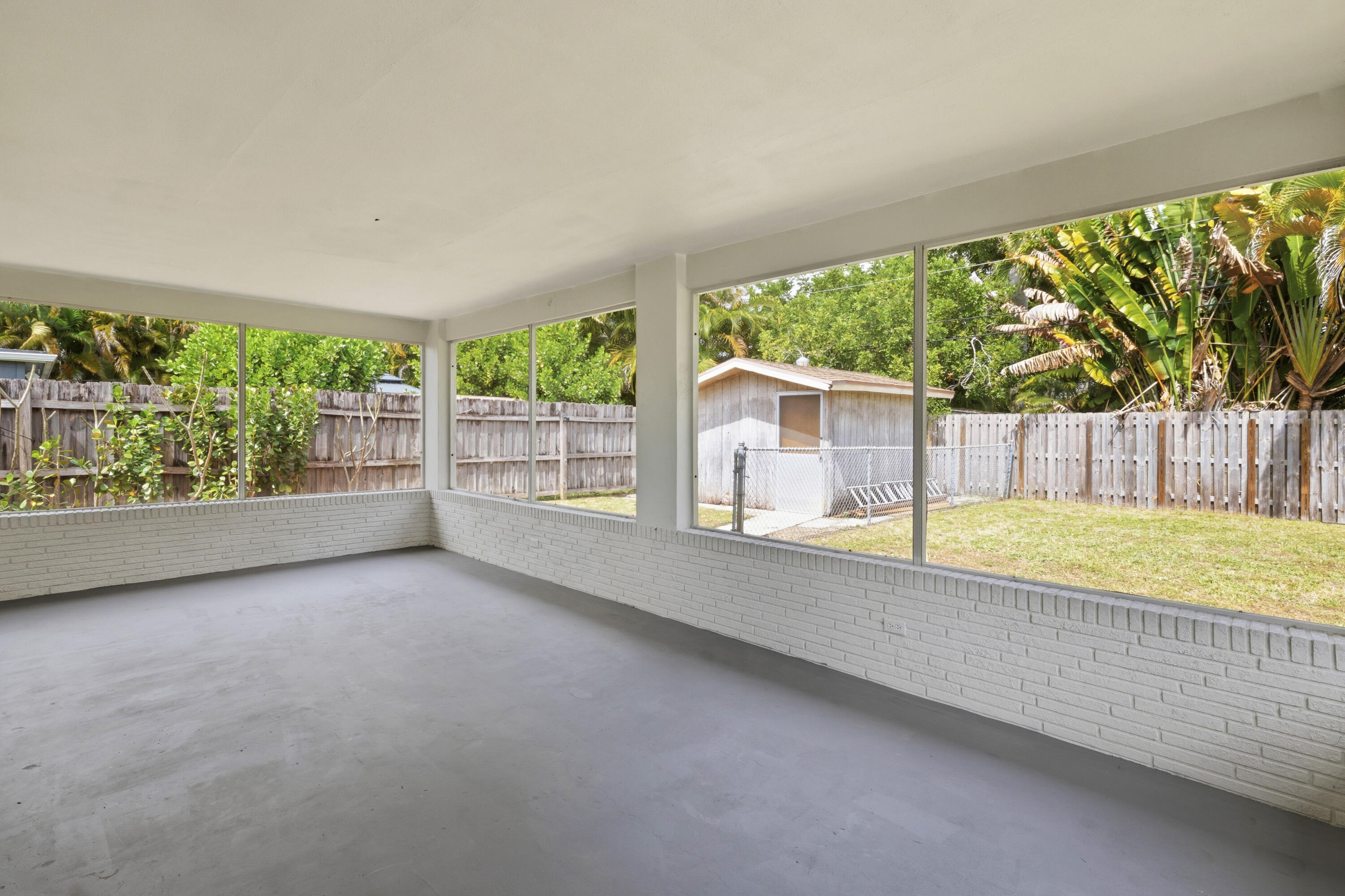 LLOYD ESTATES ADD CORR PLAT - Residential