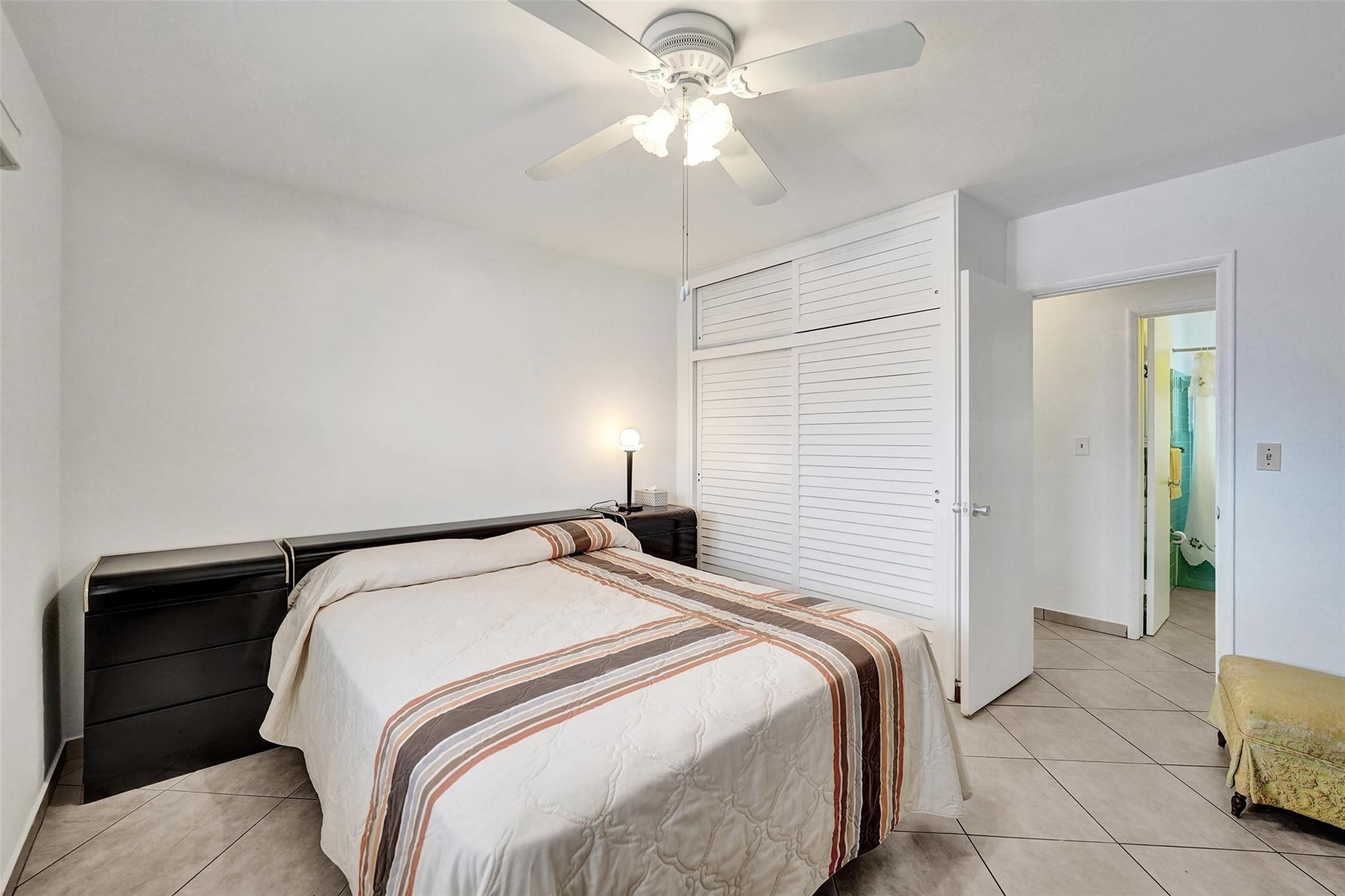 Hollywood Terrace - Residential