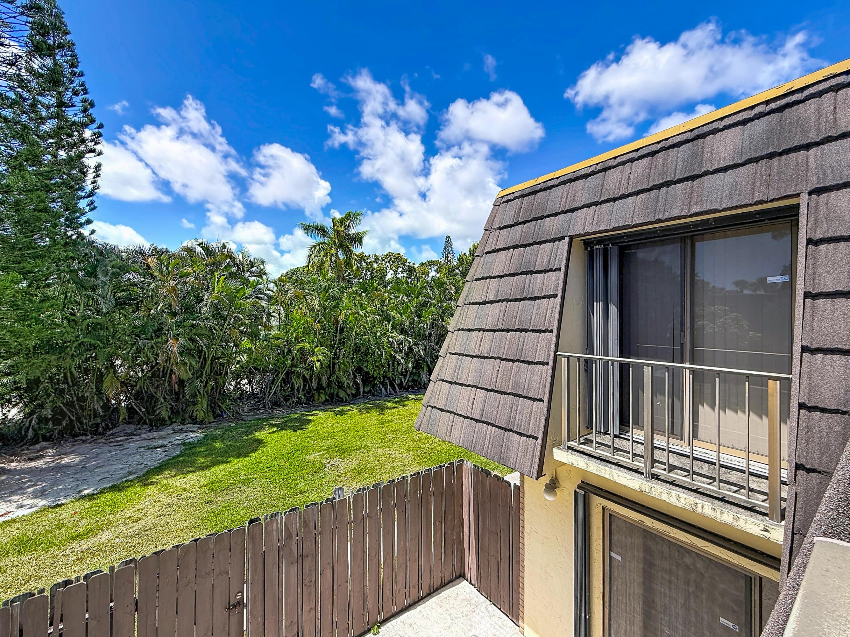 CHERRY LANE - Residential