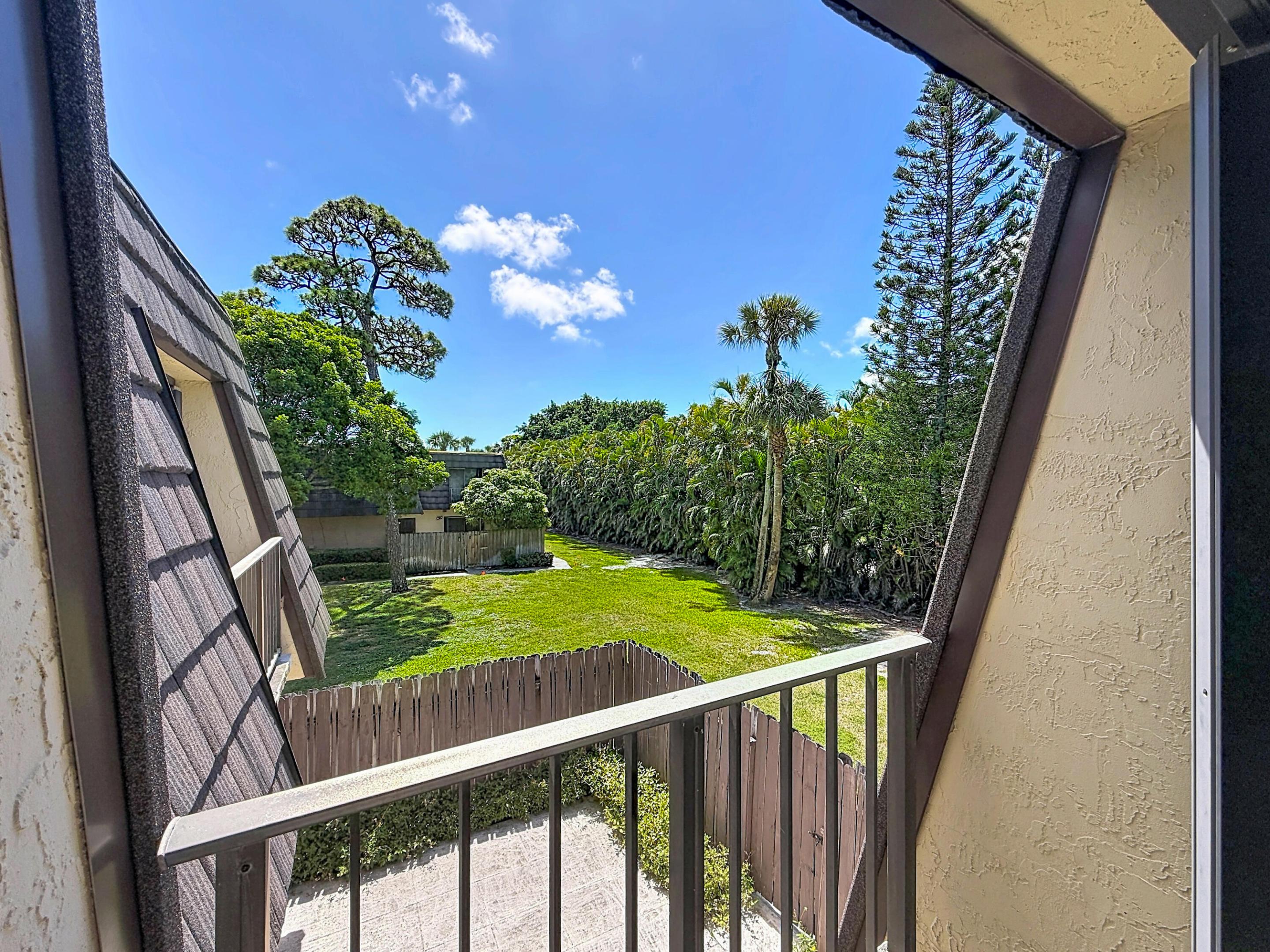 CHERRY LANE - Residential
