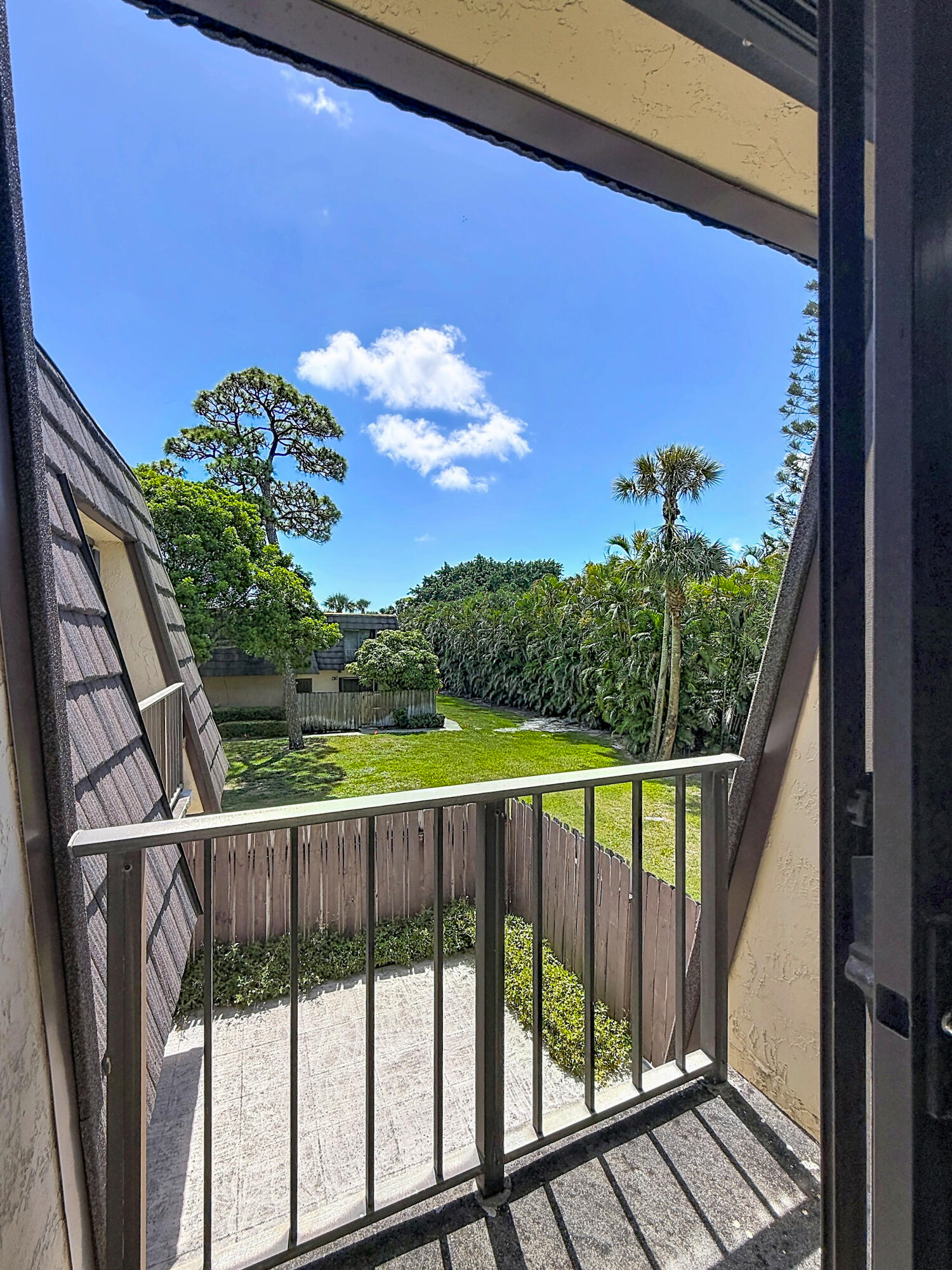 CHERRY LANE - Residential