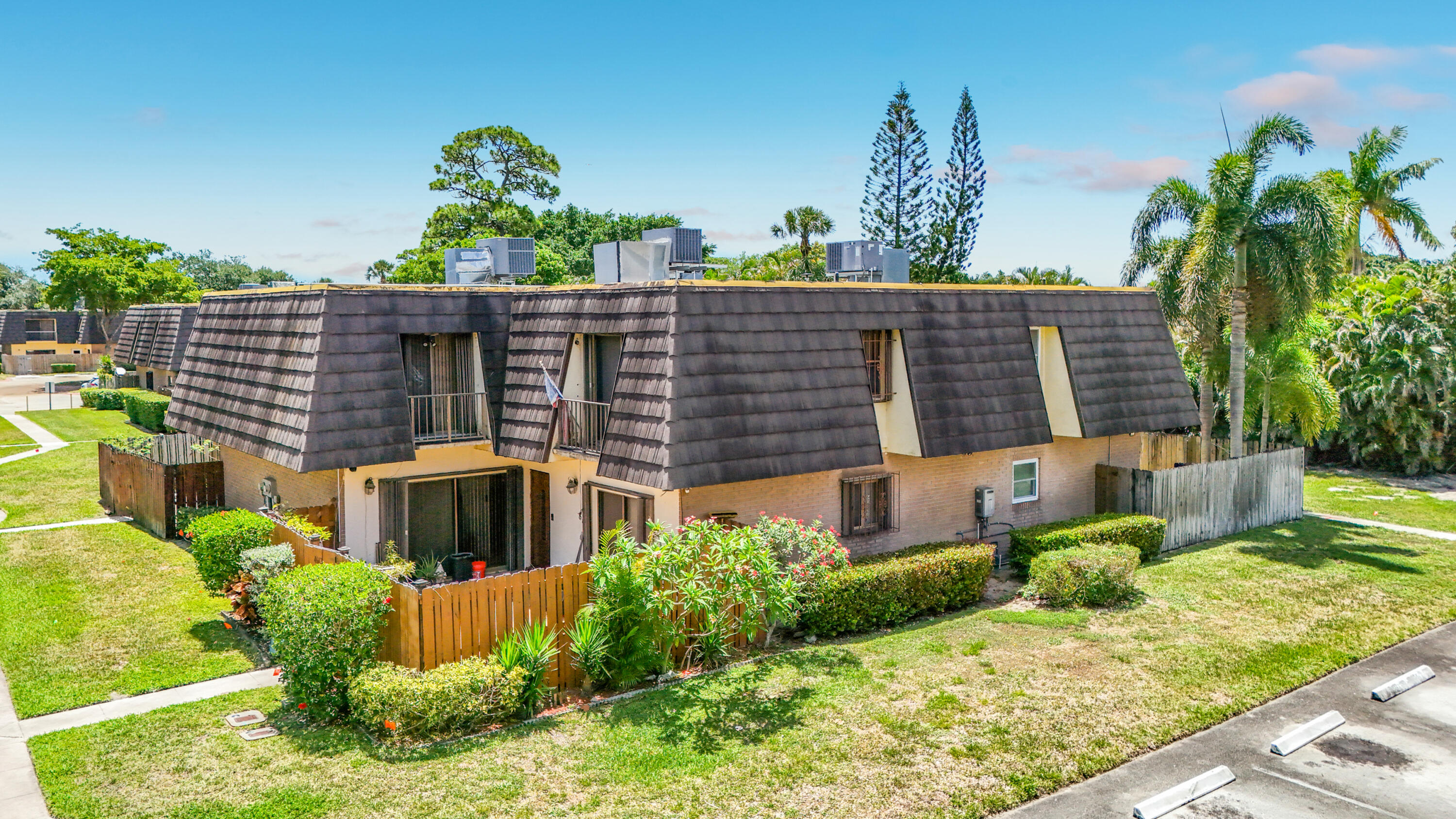 CHERRY LANE - Residential