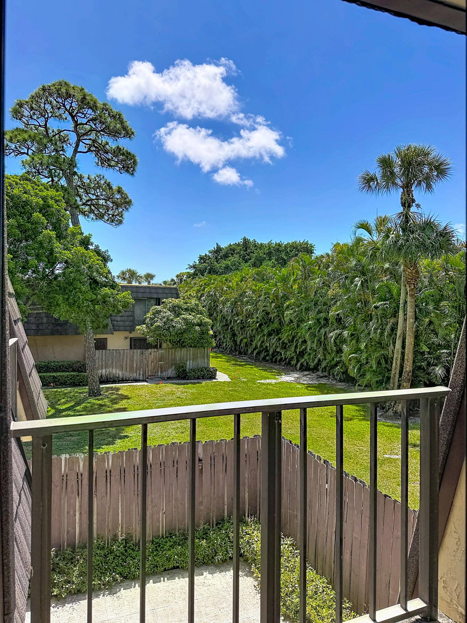 CHERRY LANE - Residential