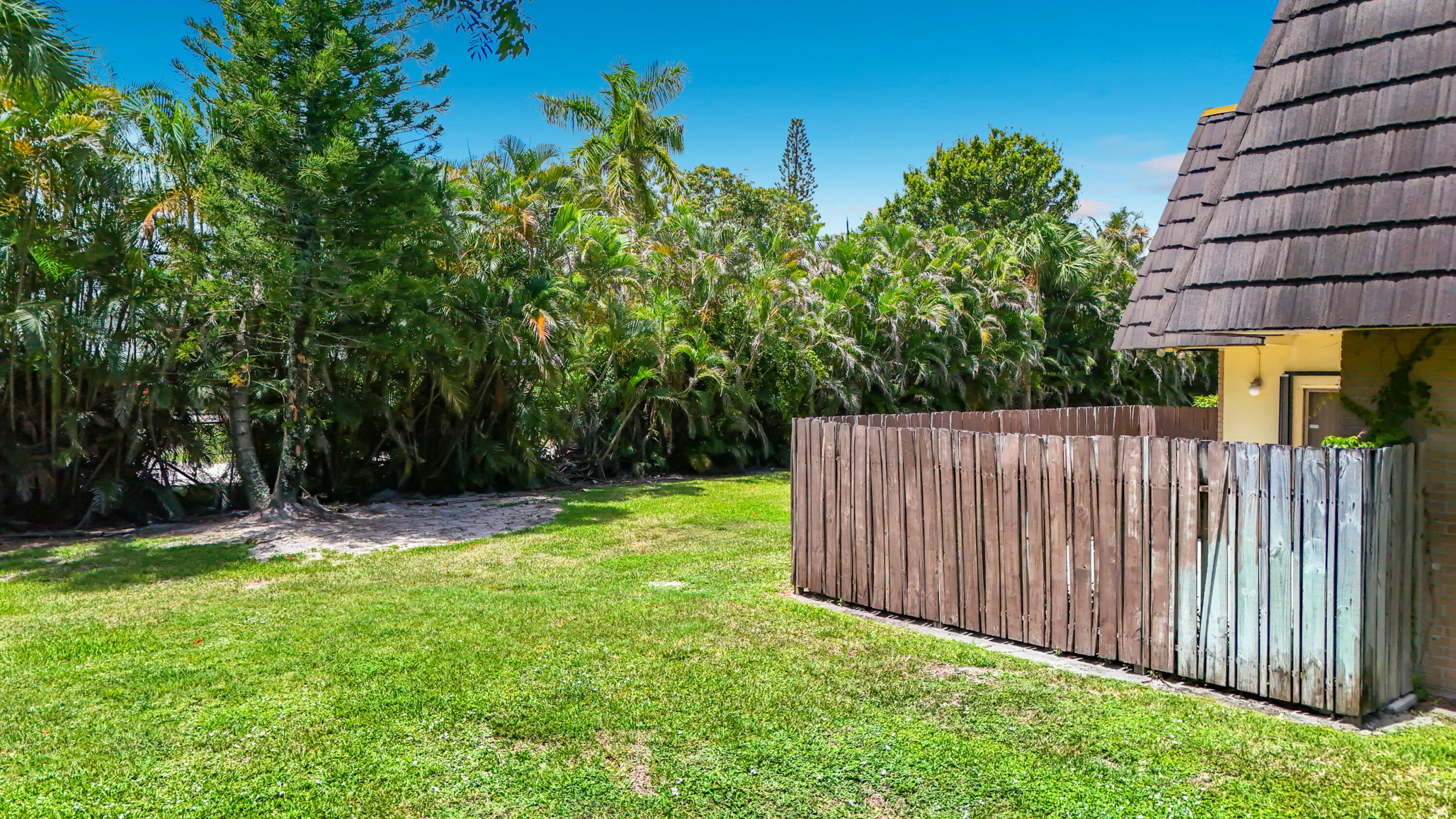 CHERRY LANE - Residential