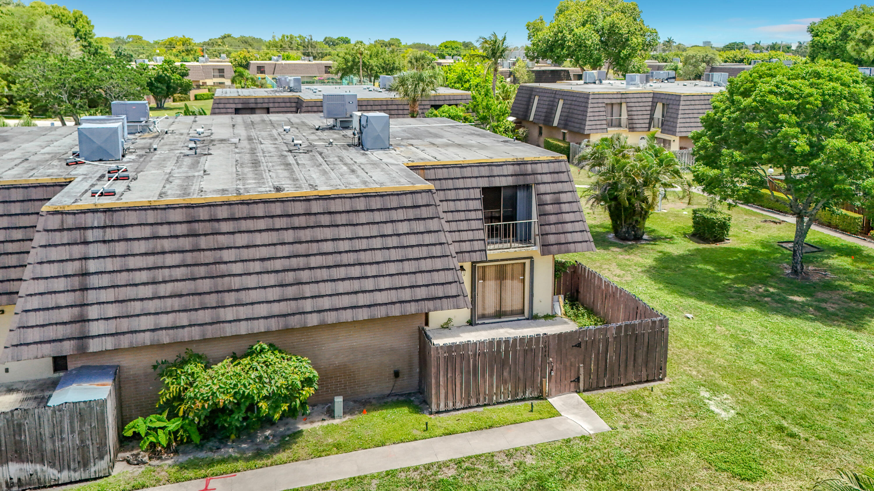CHERRY LANE - Residential