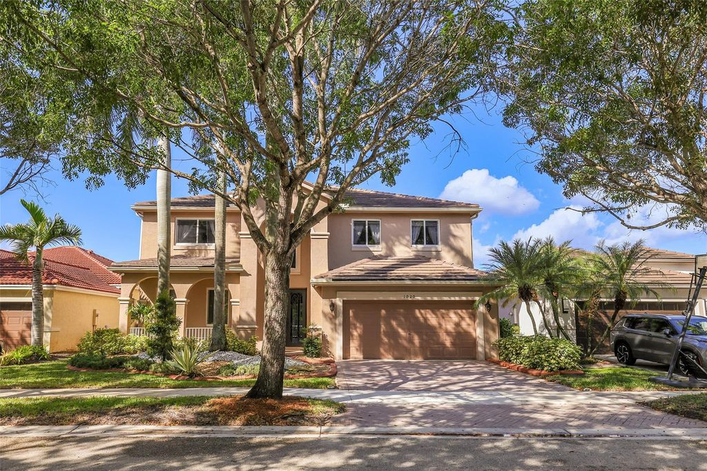 Photo of 1020 Lavender Cir, Weston, FL 33327 (MLS # F10537277)