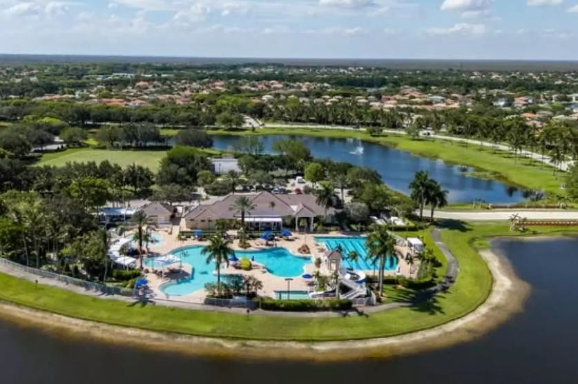 Sector 2-Parcels 17, 18, - Residential