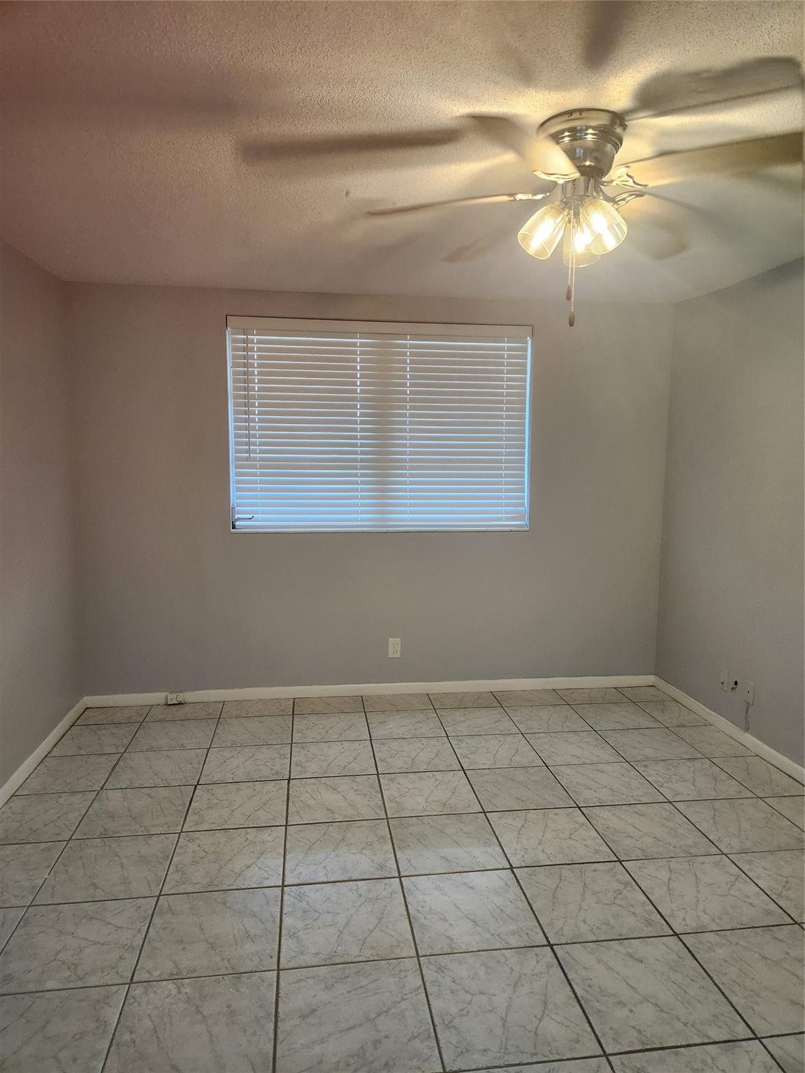 2801 NW 47 tER 403B