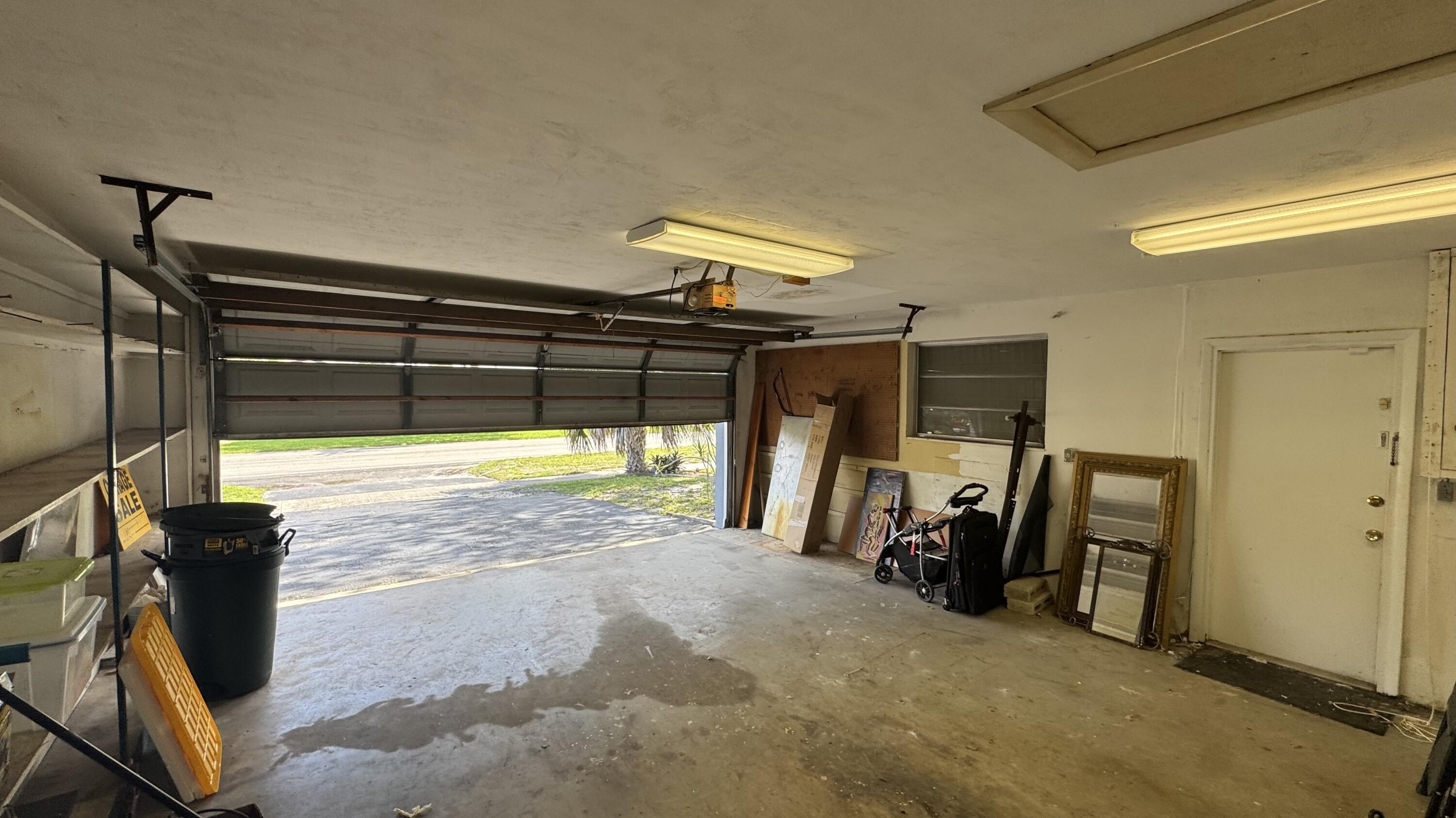 HOLLYWOOD HILLS AMEN PLAT - Residential