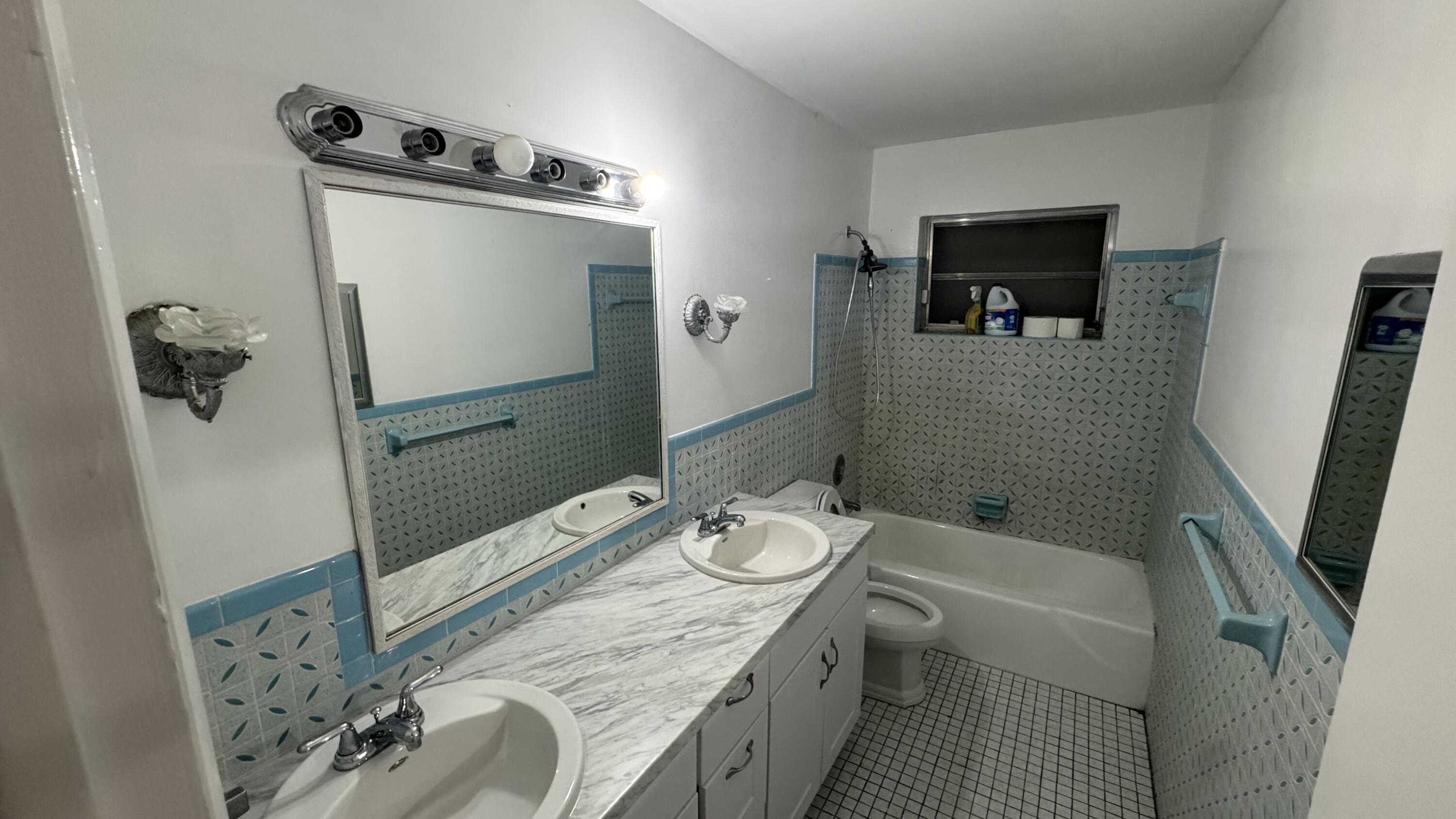 HOLLYWOOD HILLS AMEN PLAT - Residential