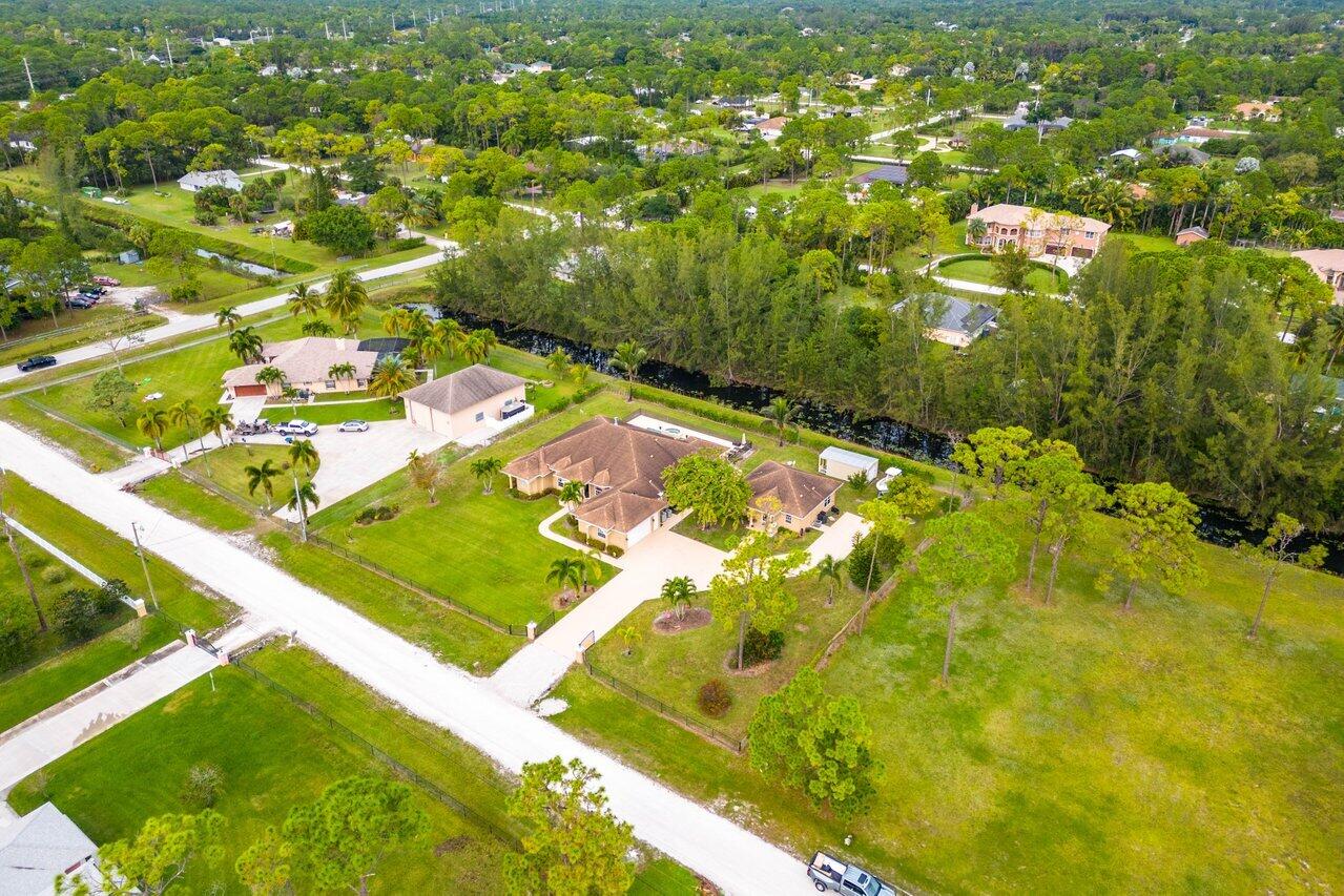 Loxahatchee - Residential