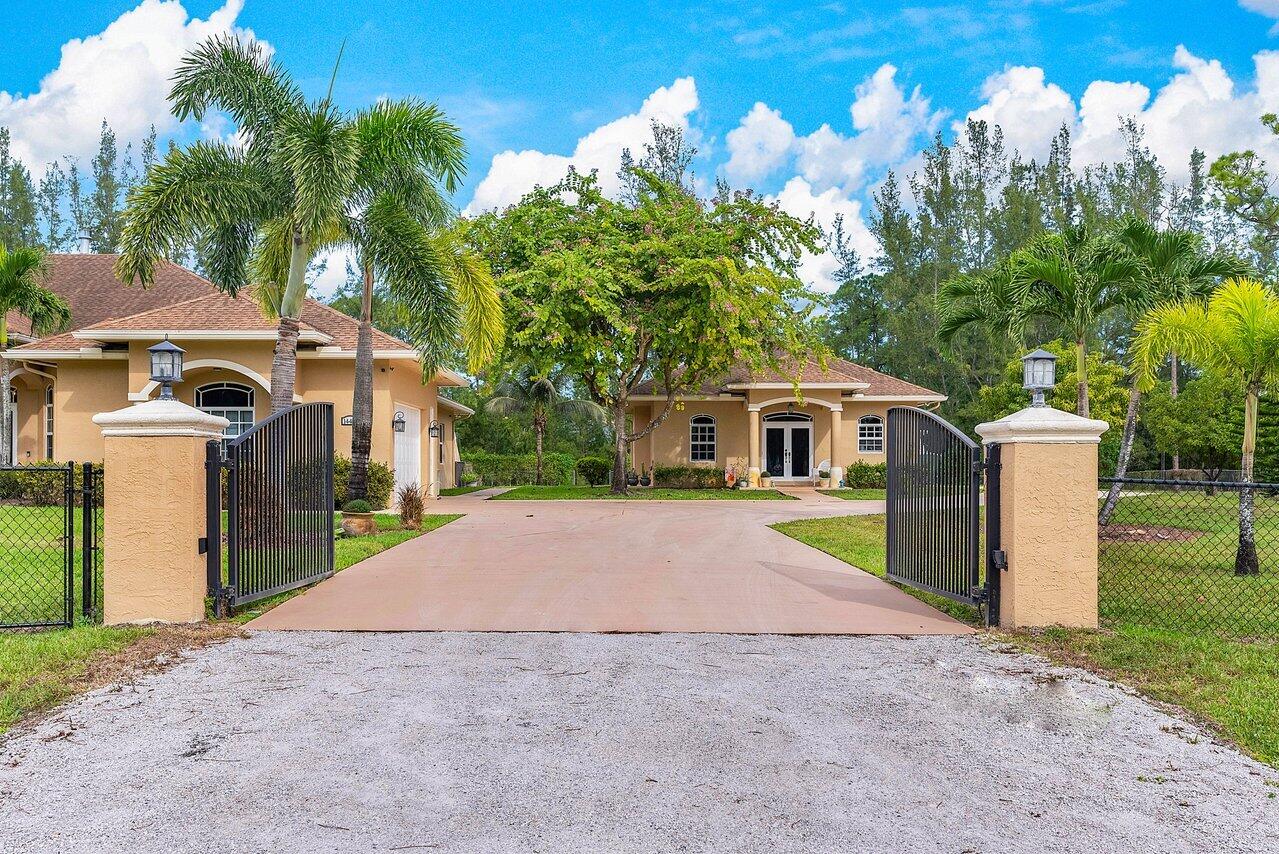 Loxahatchee - Residential